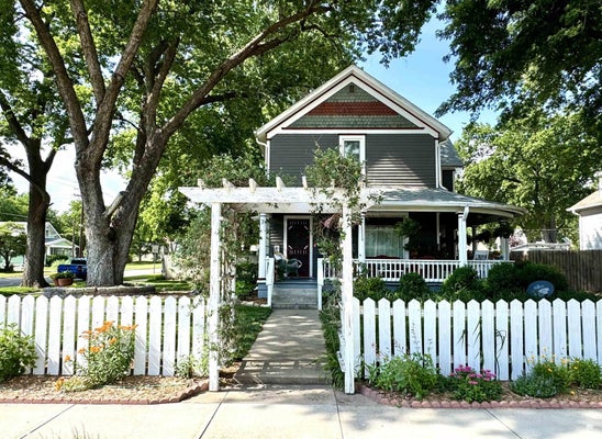 401 CRAWFORD ST, CLAY CENTER, KS 67432 - Image b65db91b024e9e58eab65c58c43beac1/2089634883