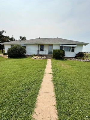 818 1400 AVE, ABILENE, KS 67410 - Image e020fdf7e043afdea79c874d51a85de6/3406775268