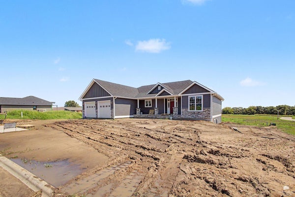 204 OVERBROOK DR, WAMEGO, KS 66547 - Image e5838ce7bf5dc0cc930c1ba21f024eb6/3142029079