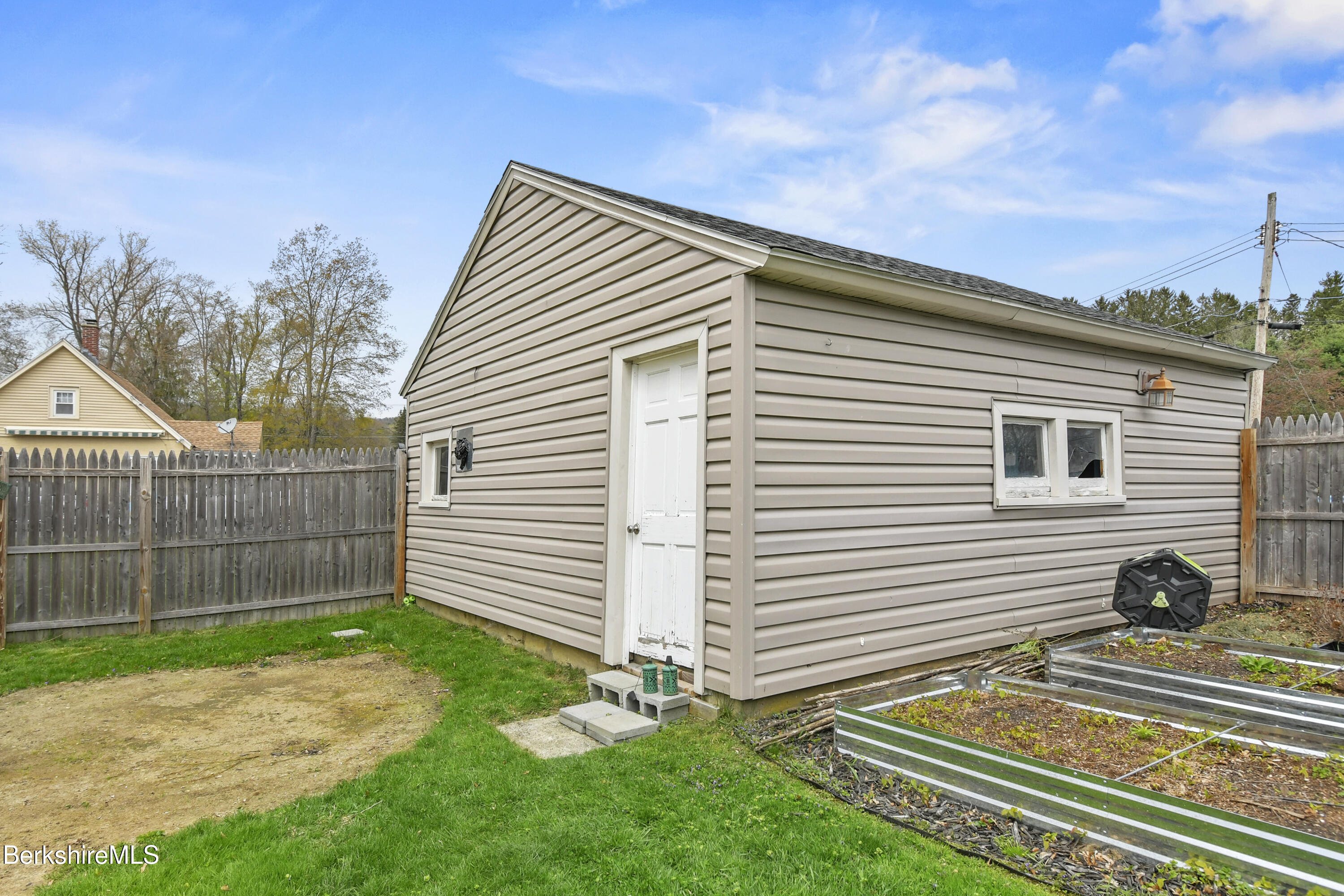 387 North St, Dalton, Massachusetts image 13