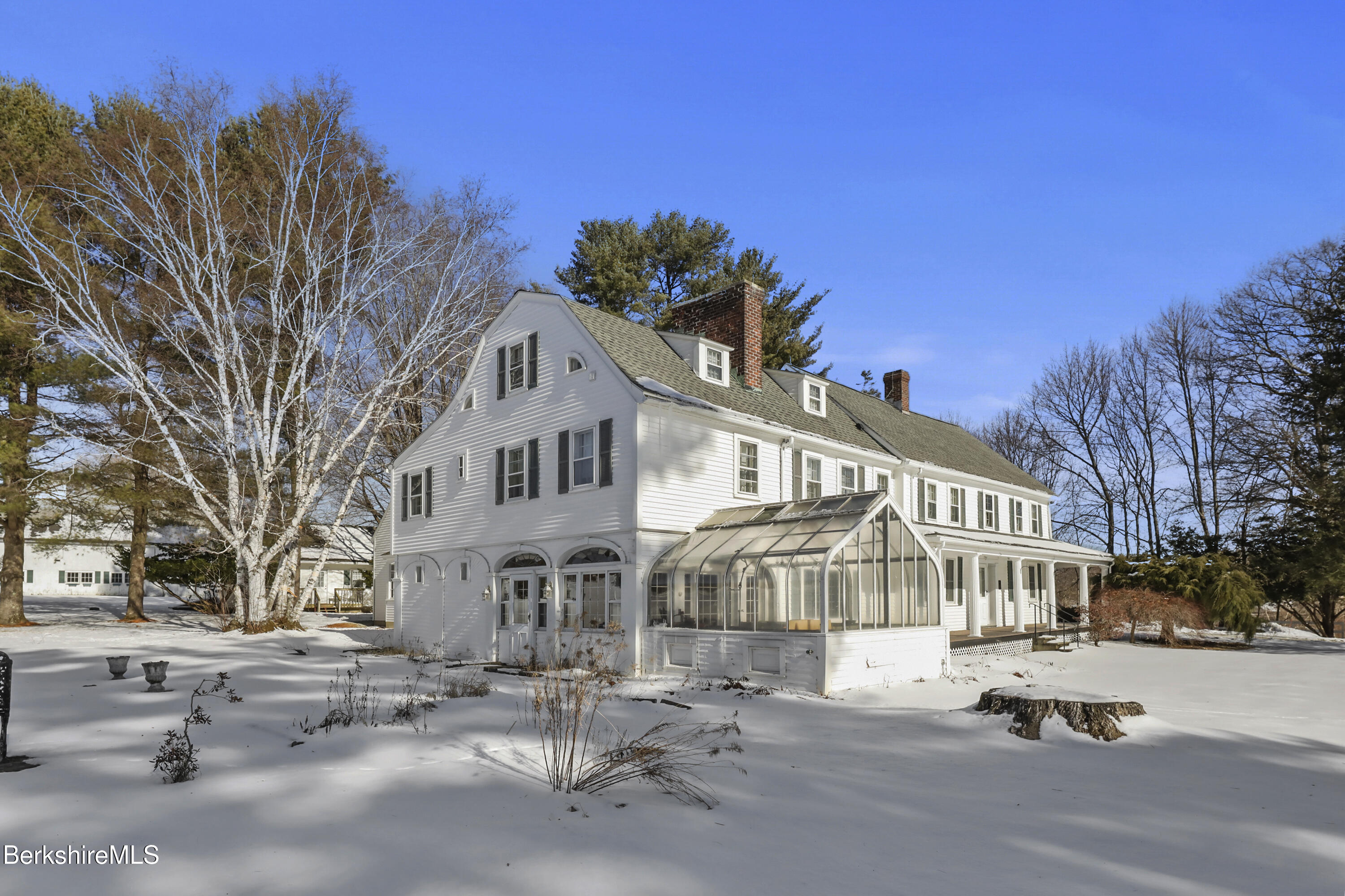 802 State Rd, Richmond, Massachusetts image 2