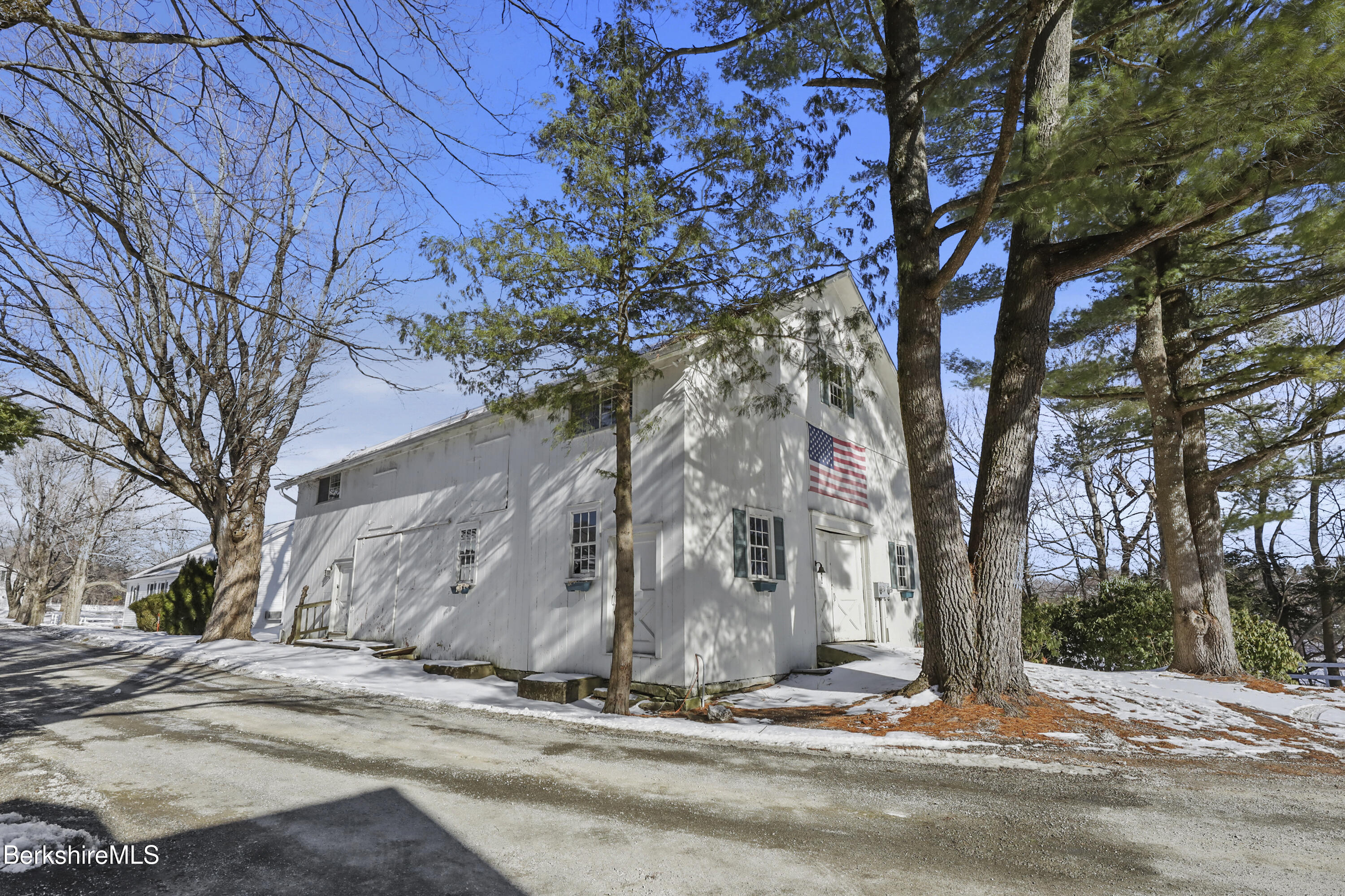 802 State Rd, Richmond, Massachusetts image 39