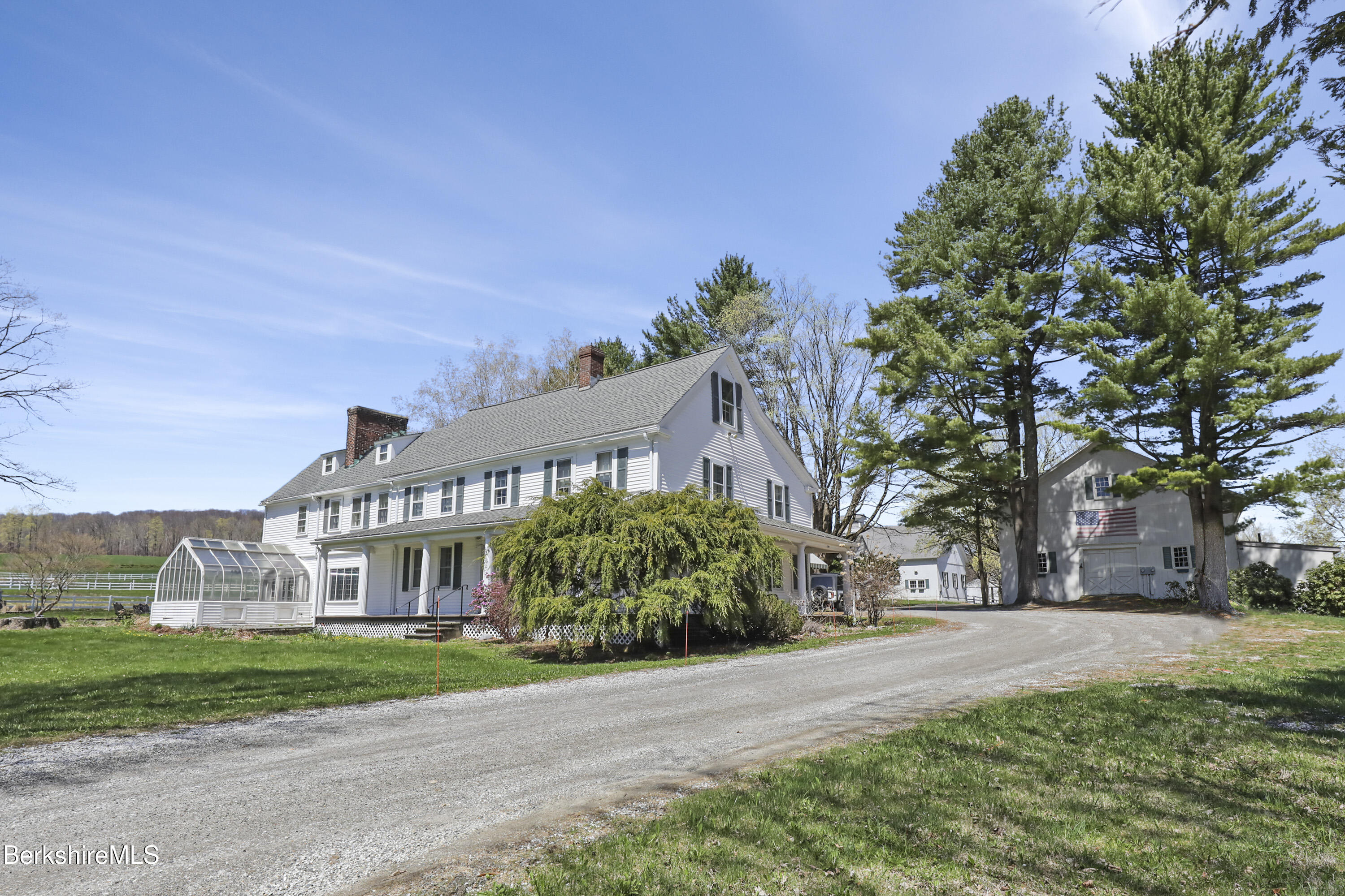 802 State Rd, Richmond, Massachusetts image 4