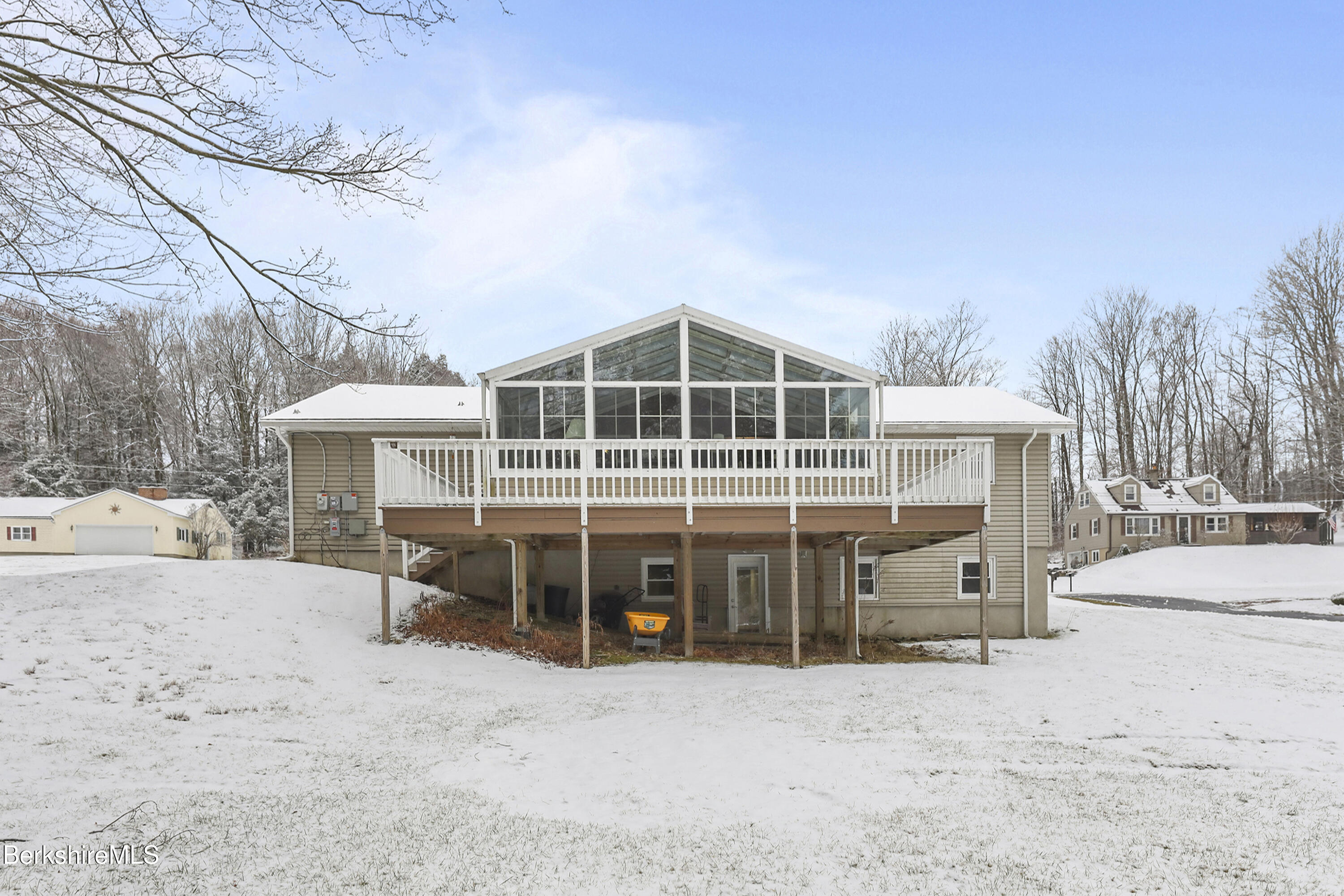 236 Devonshire Dr, Cheshire, Massachusetts image 4