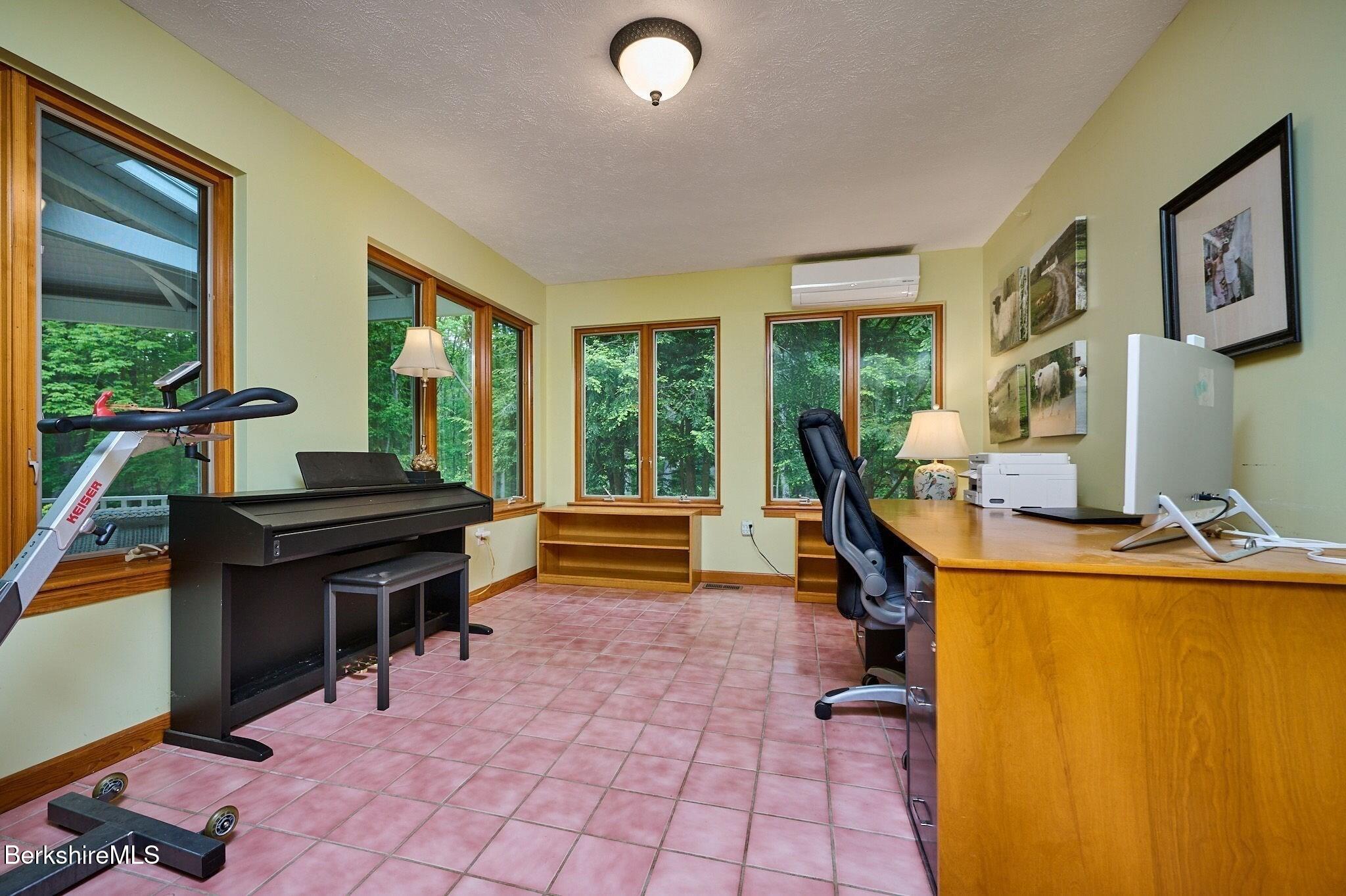 96 Petticoat Hill Rd, Williamsburg, Massachusetts image 17