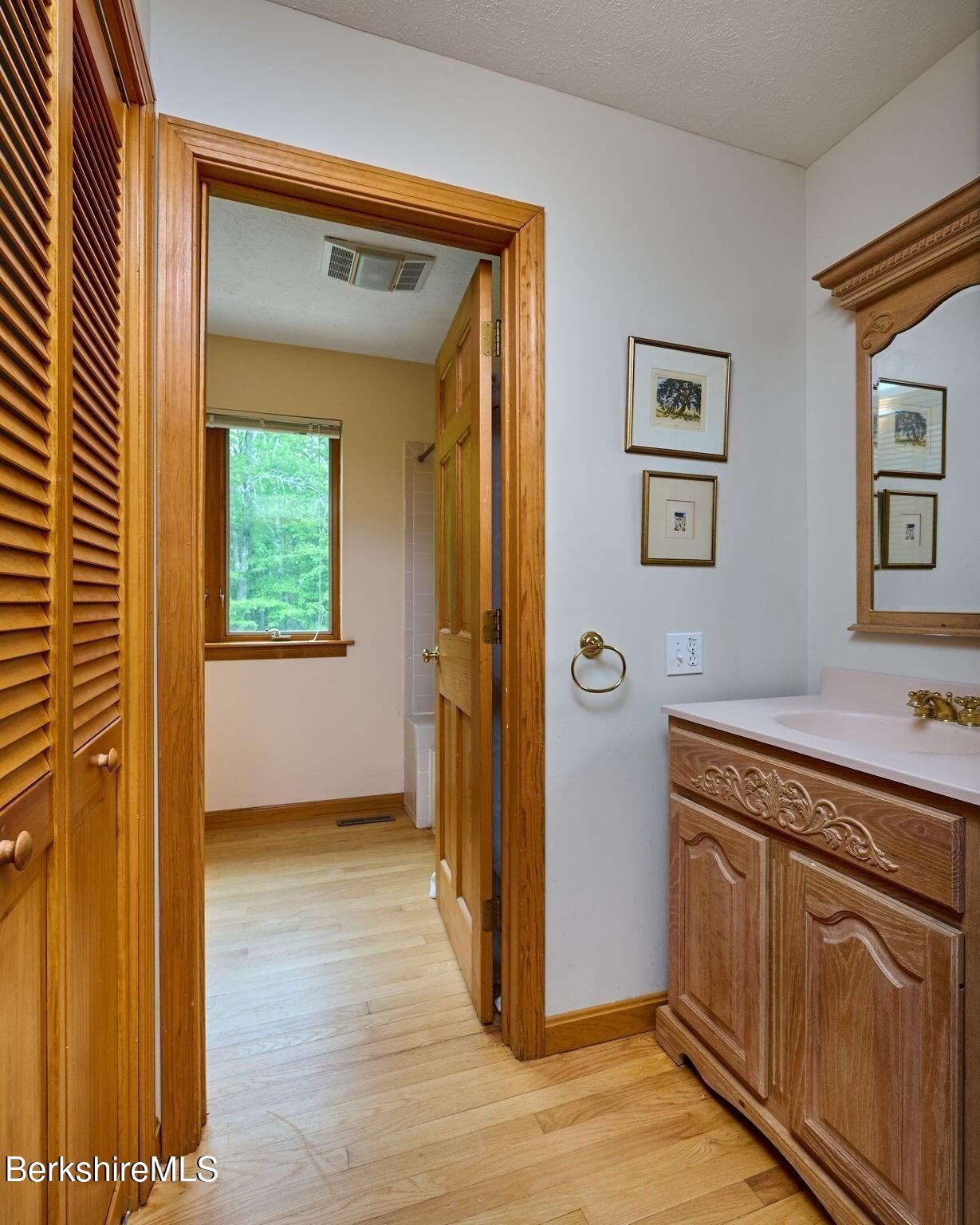 96 Petticoat Hill Rd, Williamsburg, Massachusetts image 34