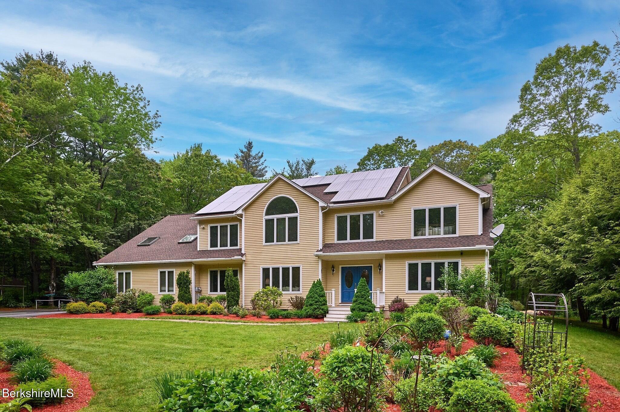 96 Petticoat Hill Rd, Williamsburg, Massachusetts image 1