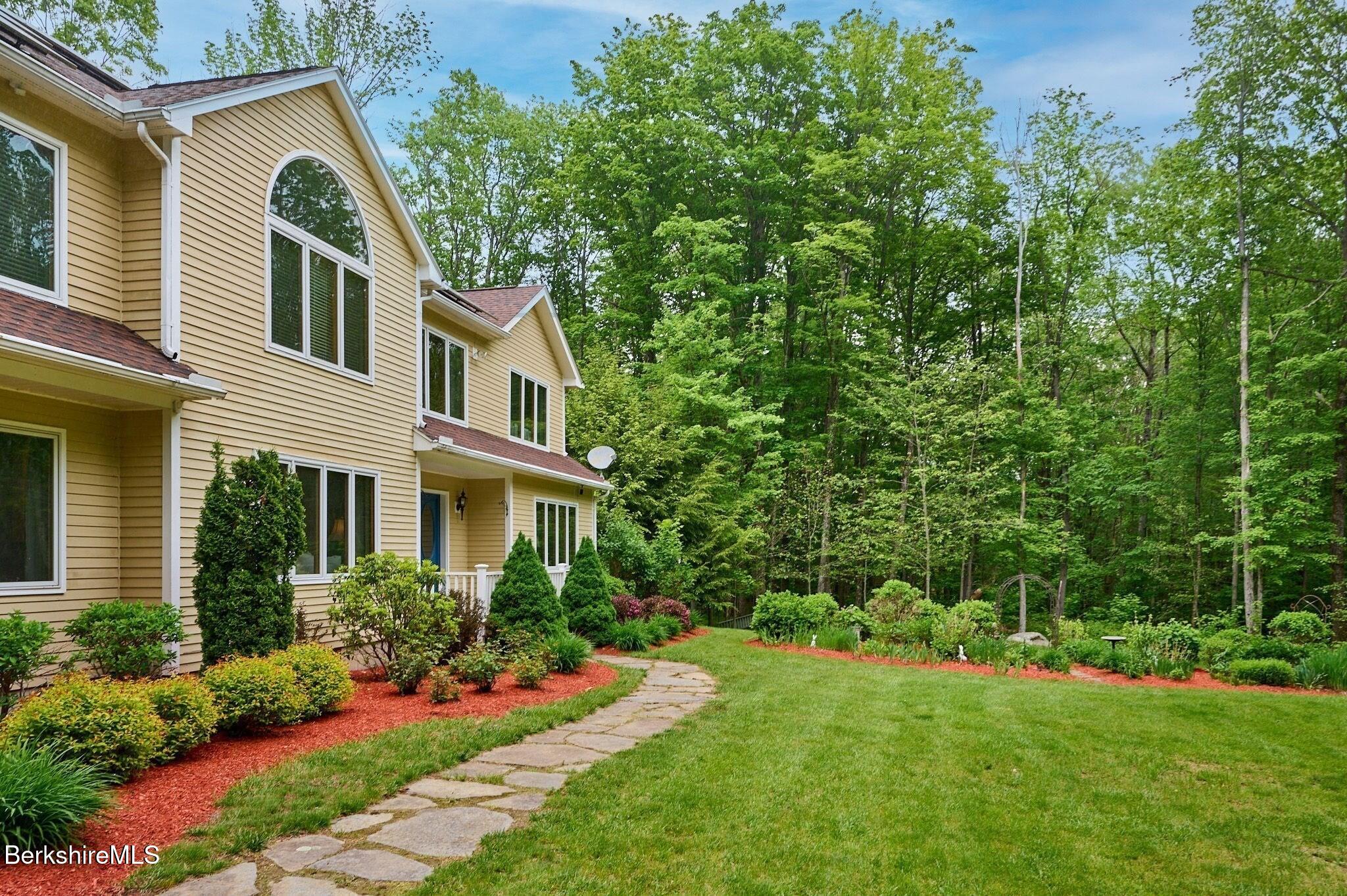 96 Petticoat Hill Rd, Williamsburg, Massachusetts image 35