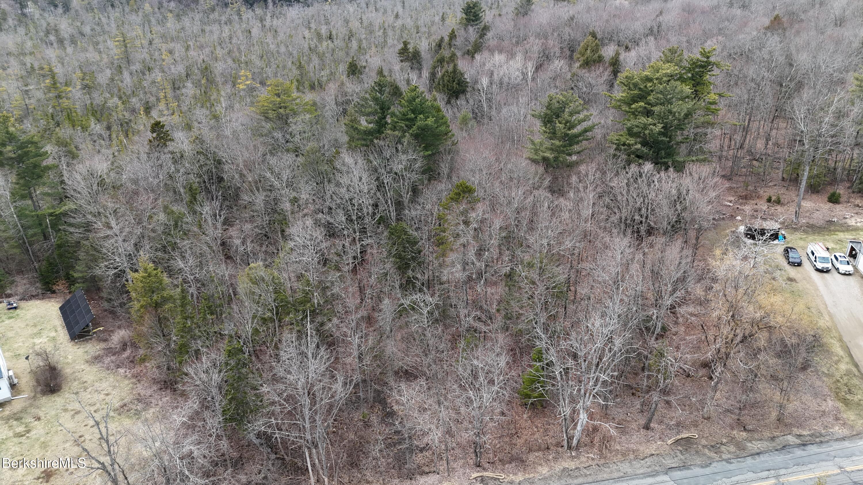 379 New Windsor Rd, Hinsdale, Massachusetts image 4