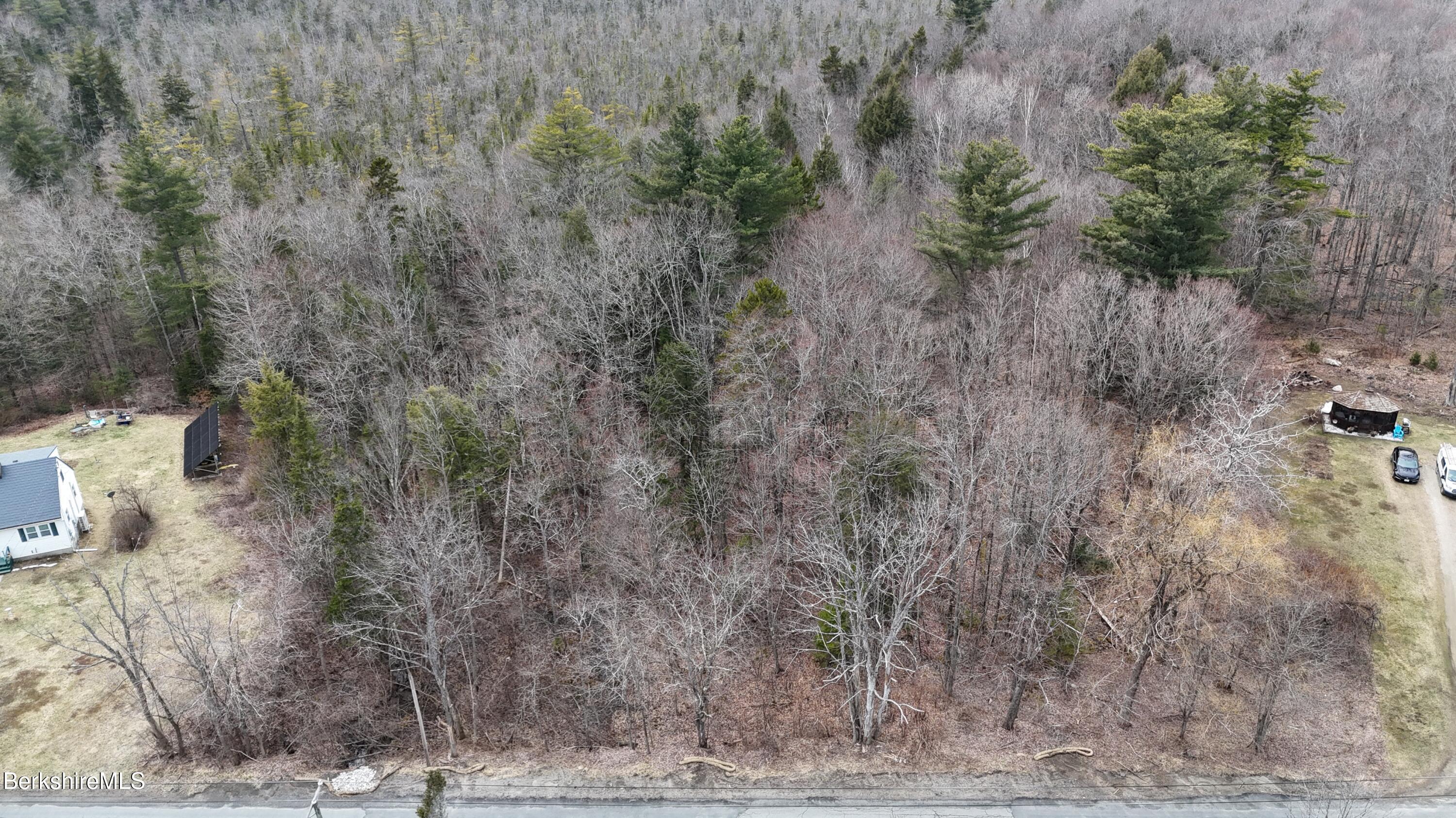 379 New Windsor Rd, Hinsdale, Massachusetts image 1
