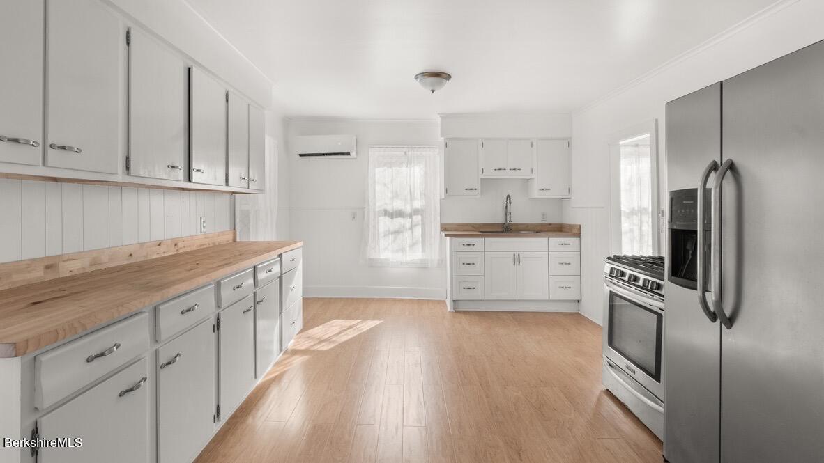 541 E Main St, North Adams, Massachusetts image 7