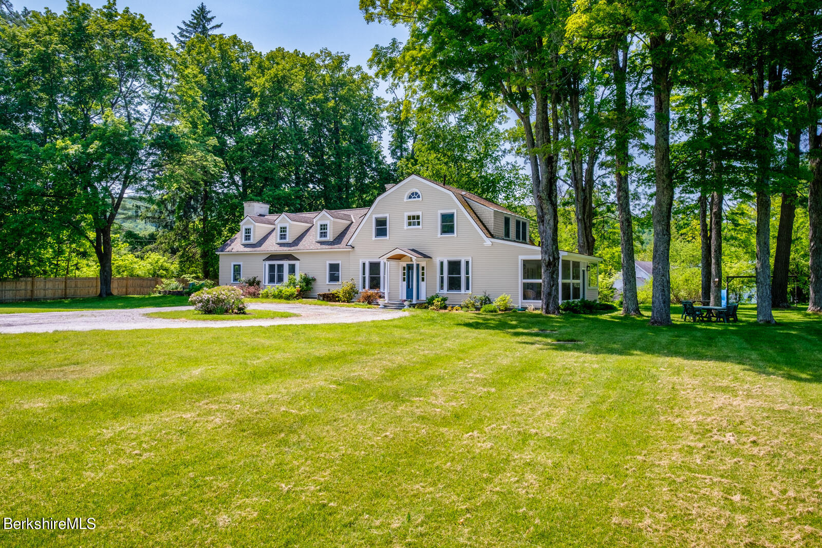 214 Gale Rd, Williamstown, Massachusetts image 1