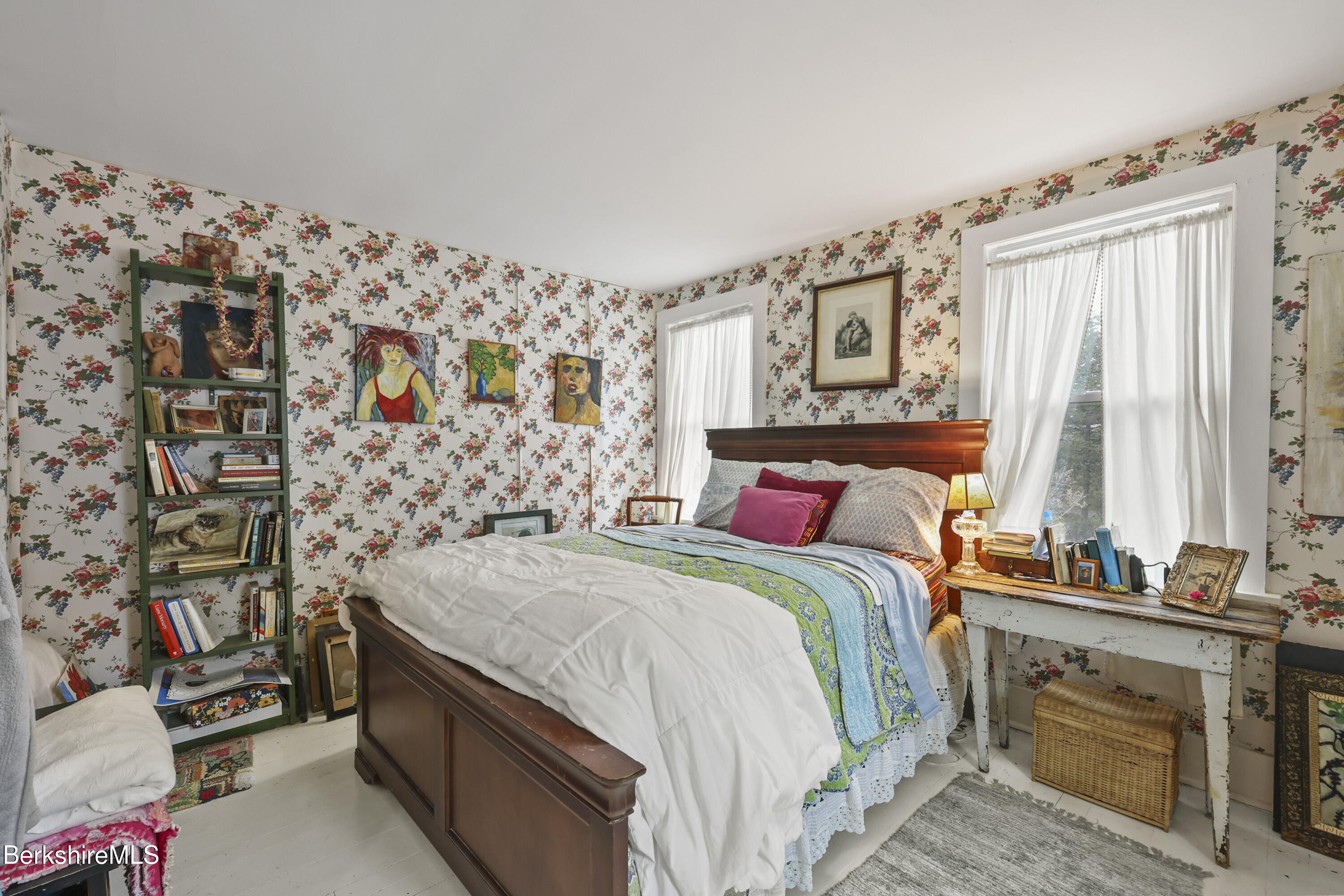 Lenox, Massachusetts 01240, United States, 4 Bedrooms Bedrooms, ,2 BathroomsBathrooms,Residential,Active,228994