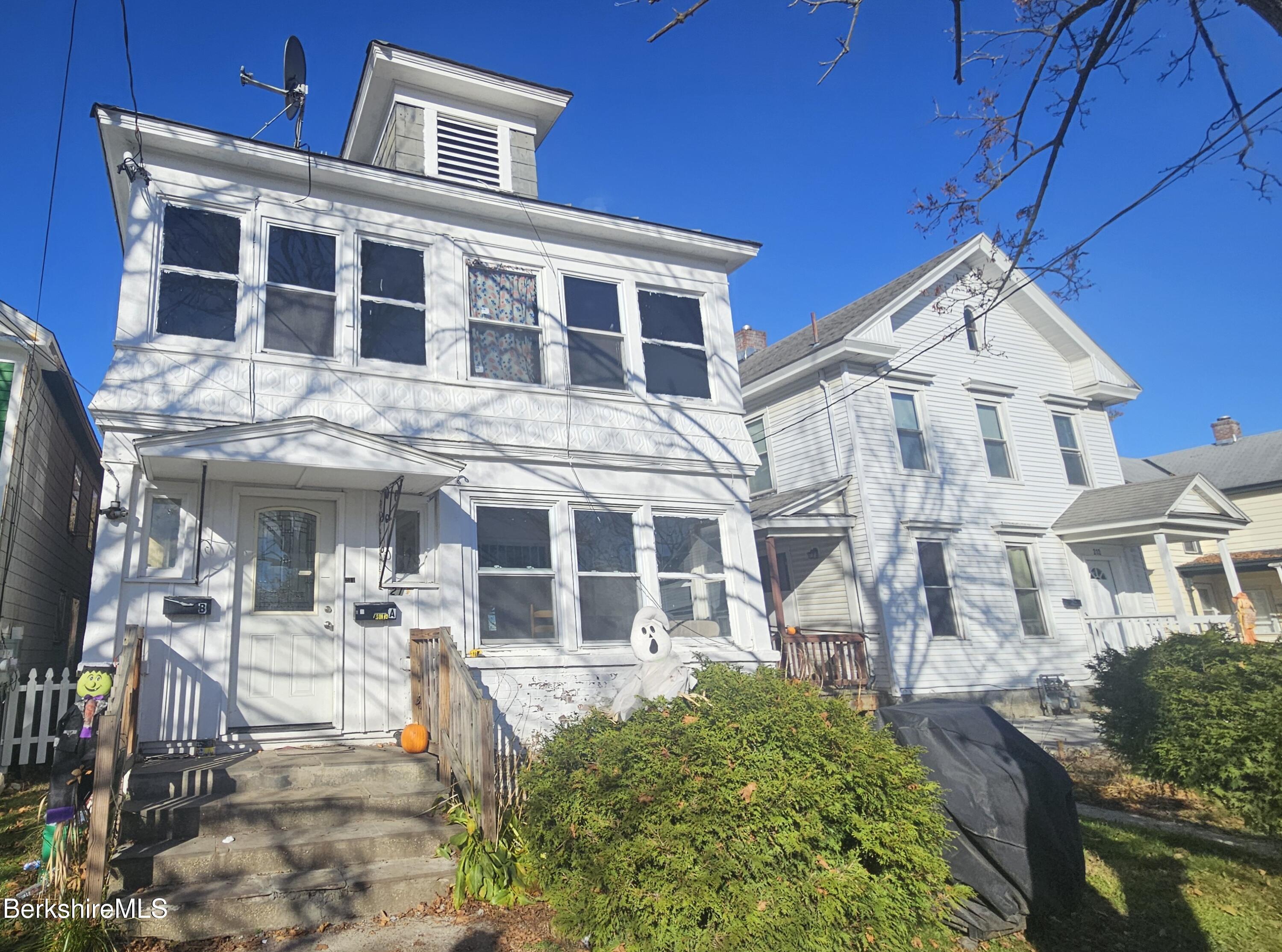 211 - 217 Francis Ave