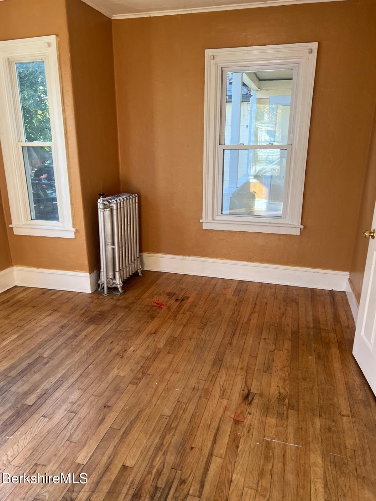 211 - 217 Francis Ave