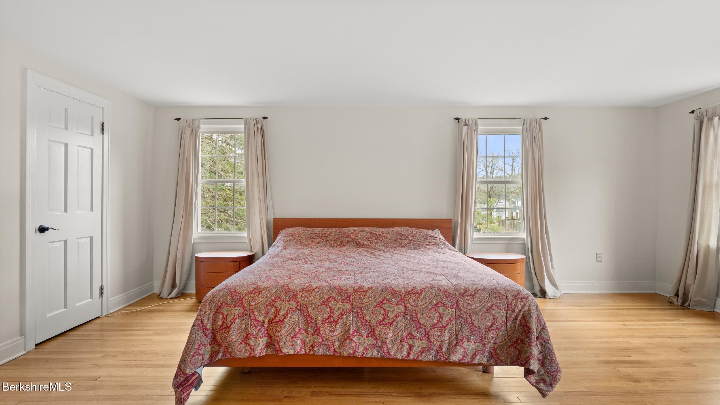 11 Prospect St, Great Barrington, Massachusetts image 17