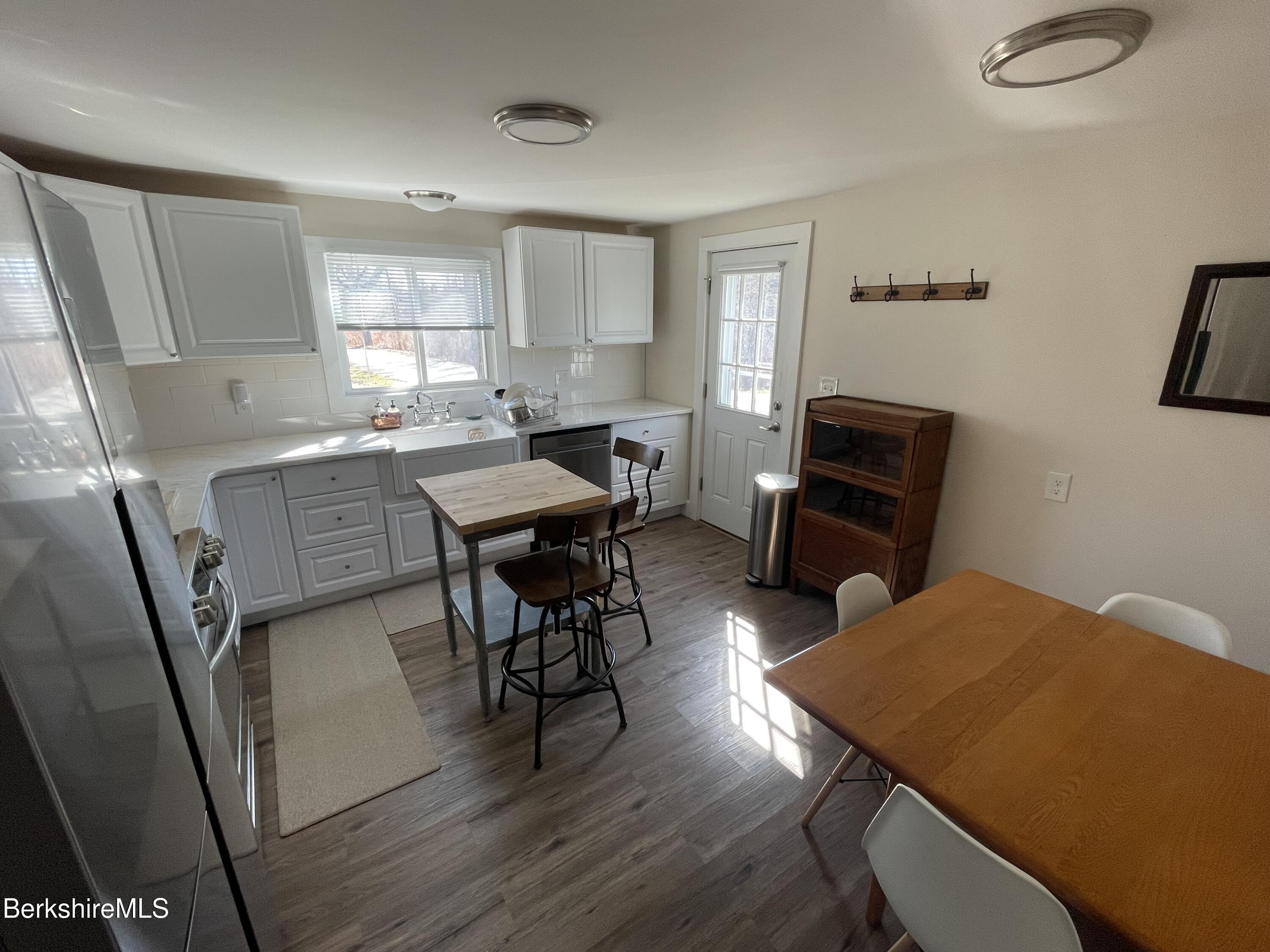 19 Bridge St, Lanesborough, Massachusetts image 17