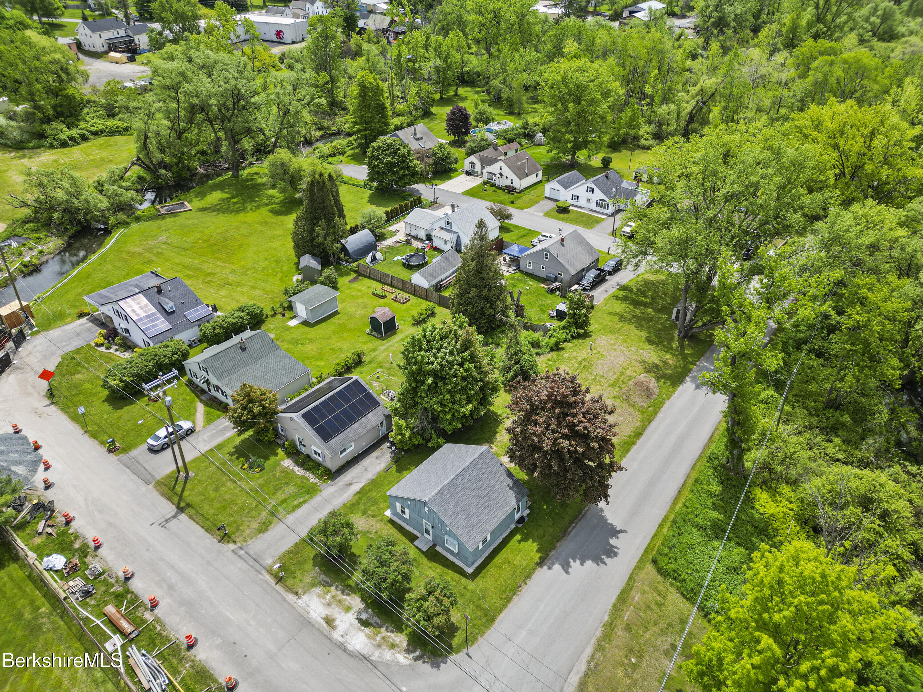 19 Bridge St, Lanesborough, Massachusetts image 36