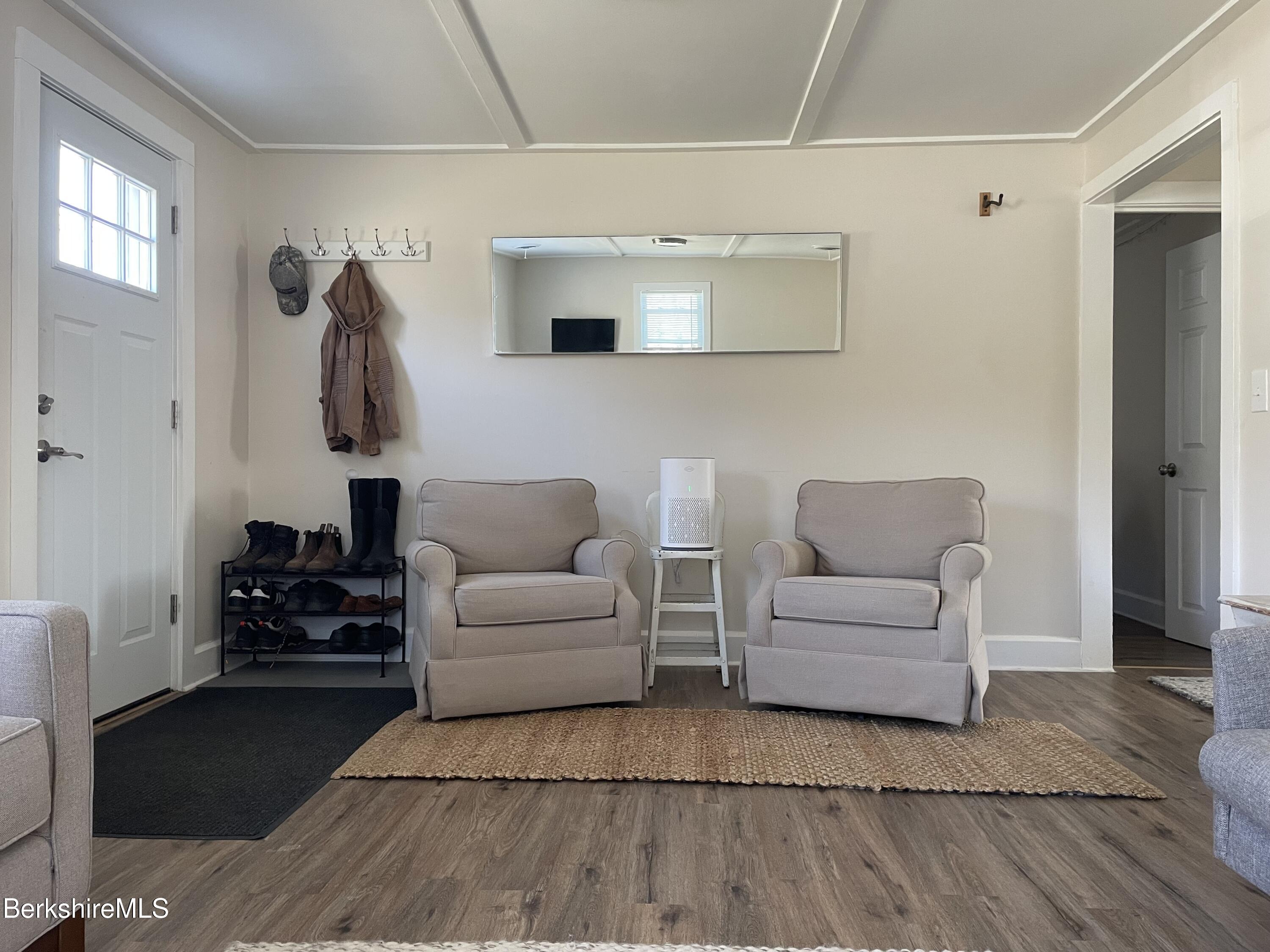 19 Bridge St, Lanesborough, Massachusetts image 9