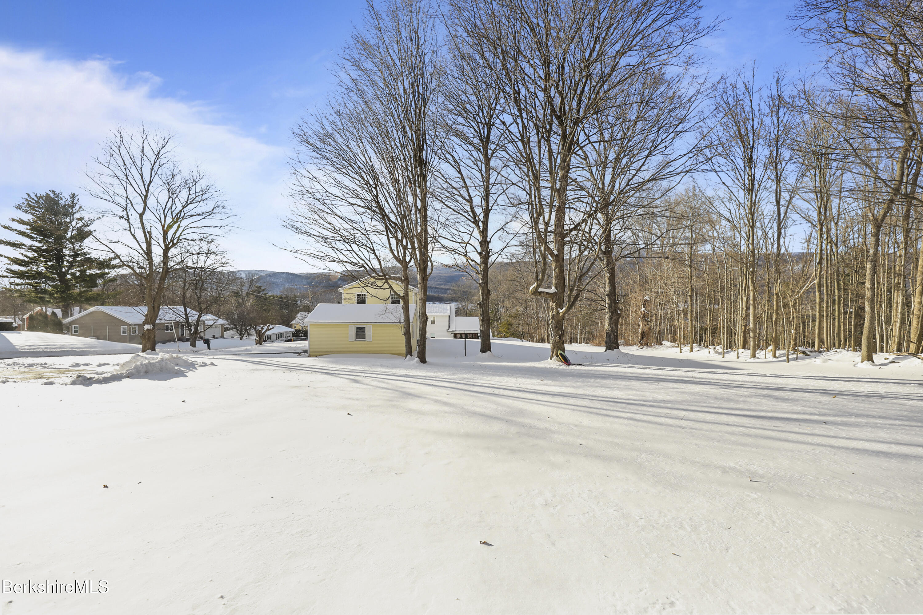 14 East Orchard Ter, Adams, Massachusetts image 34