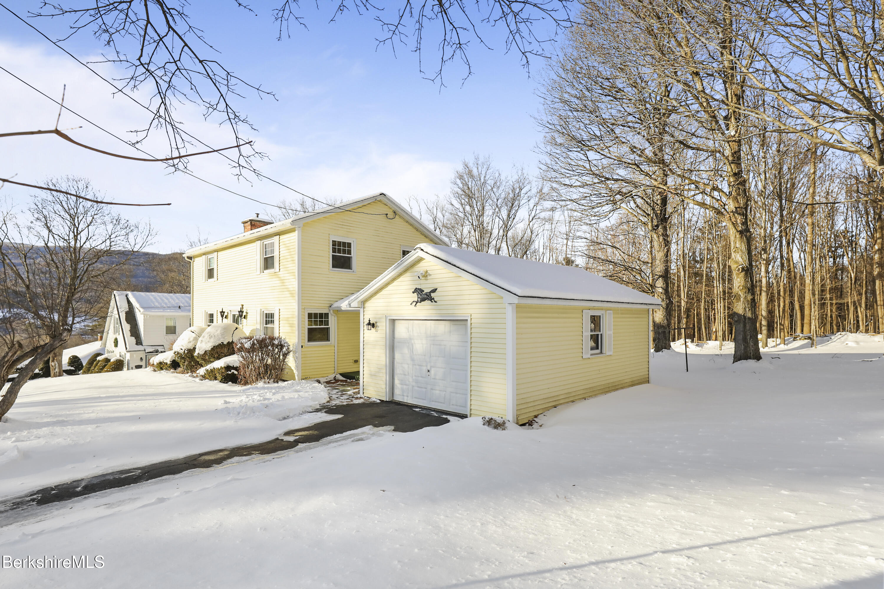 14 East Orchard Ter, Adams, Massachusetts image 40