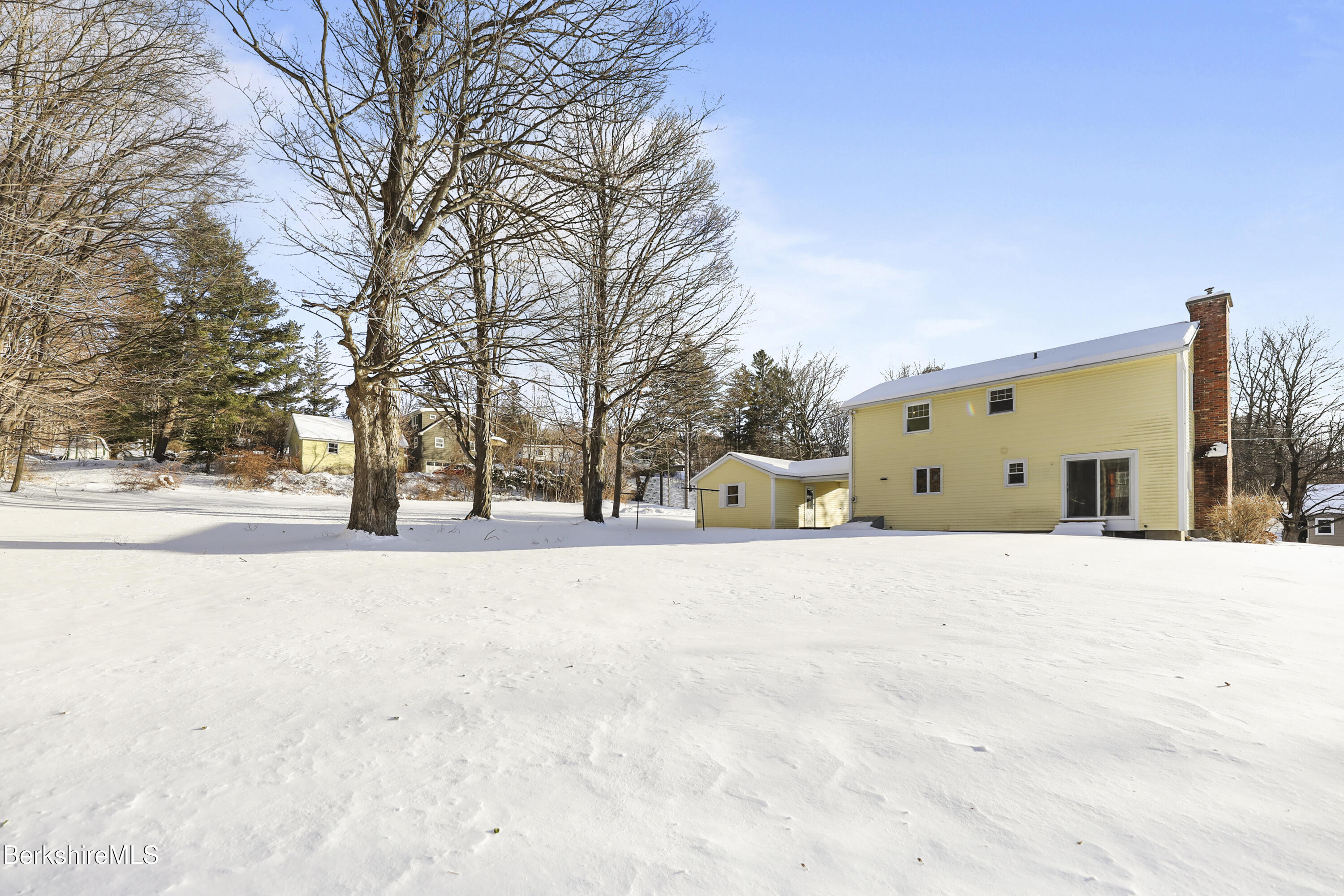 14 East Orchard Ter, Adams, Massachusetts image 37