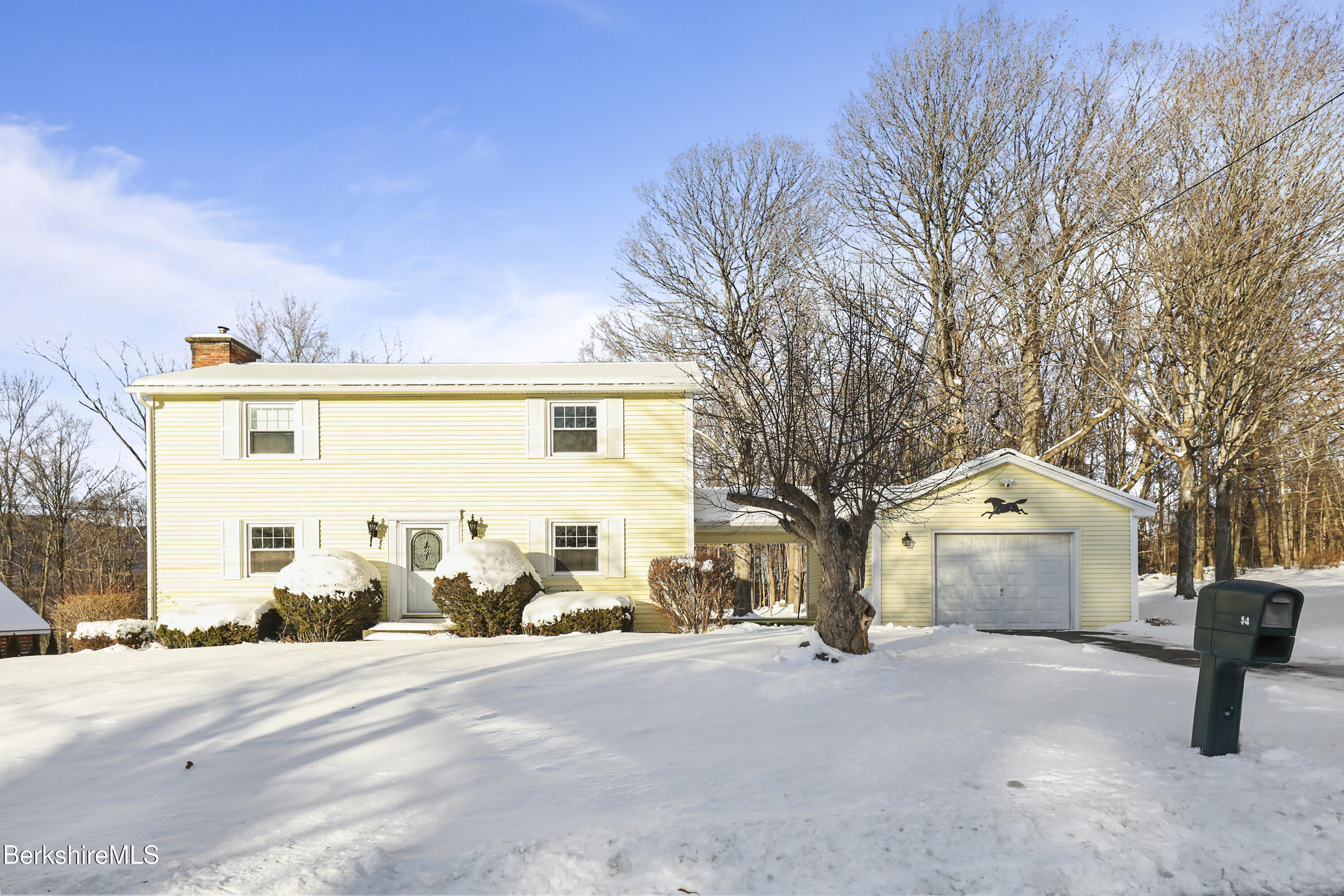 14 East Orchard Ter, Adams, Massachusetts image 44