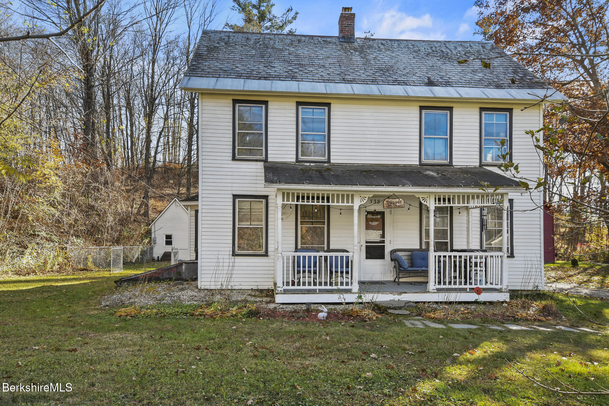 338 Maple St, Hinsdale, Massachusetts image 4