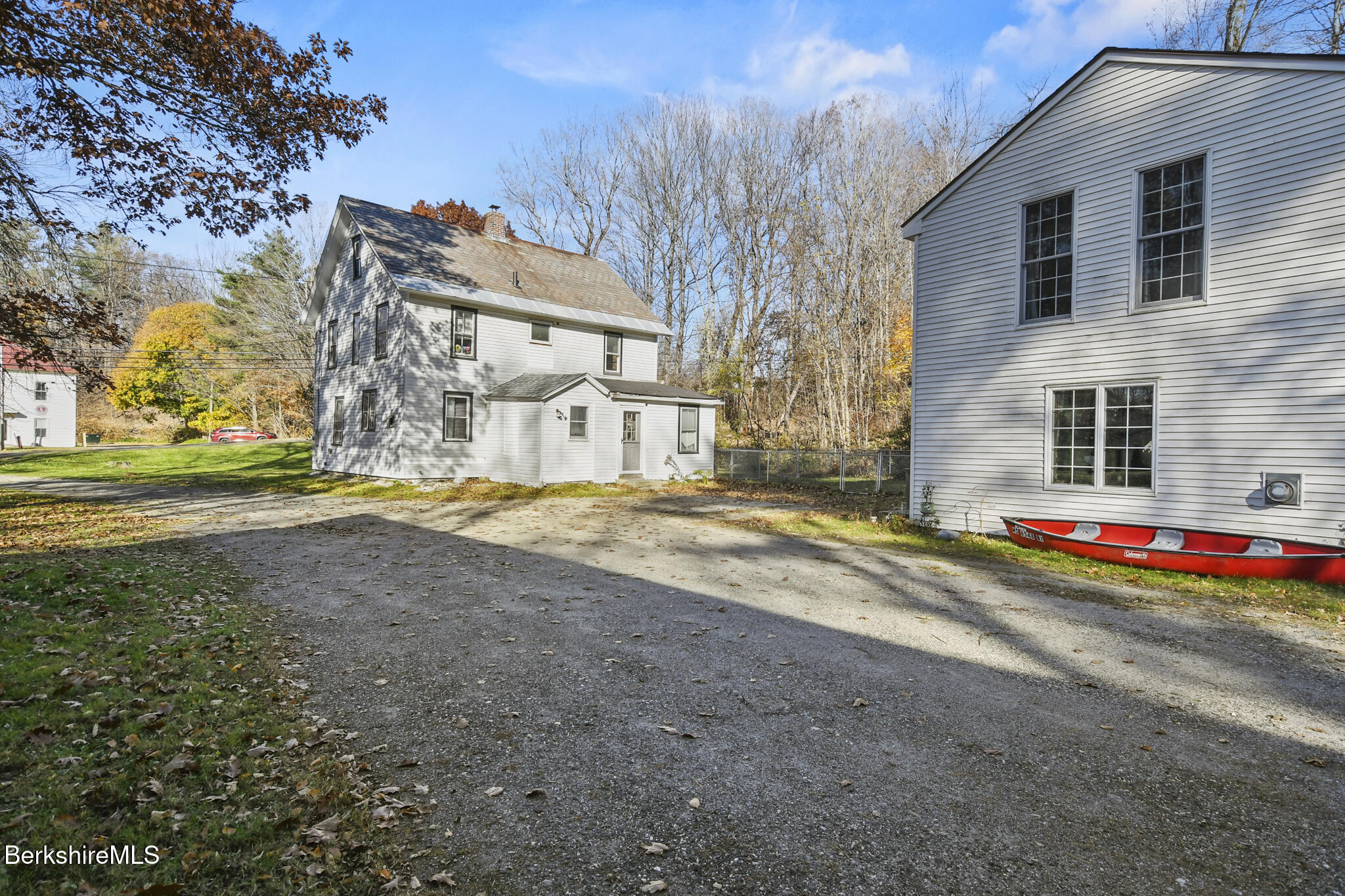 338 Maple St, Hinsdale, Massachusetts image 39