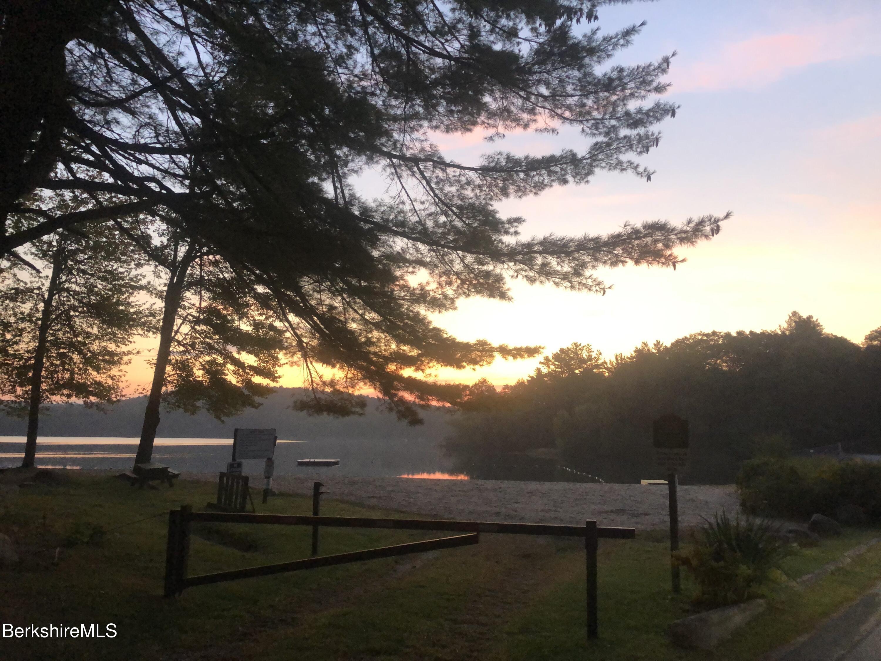 78 Slope Rd, Tolland, Massachusetts image 34