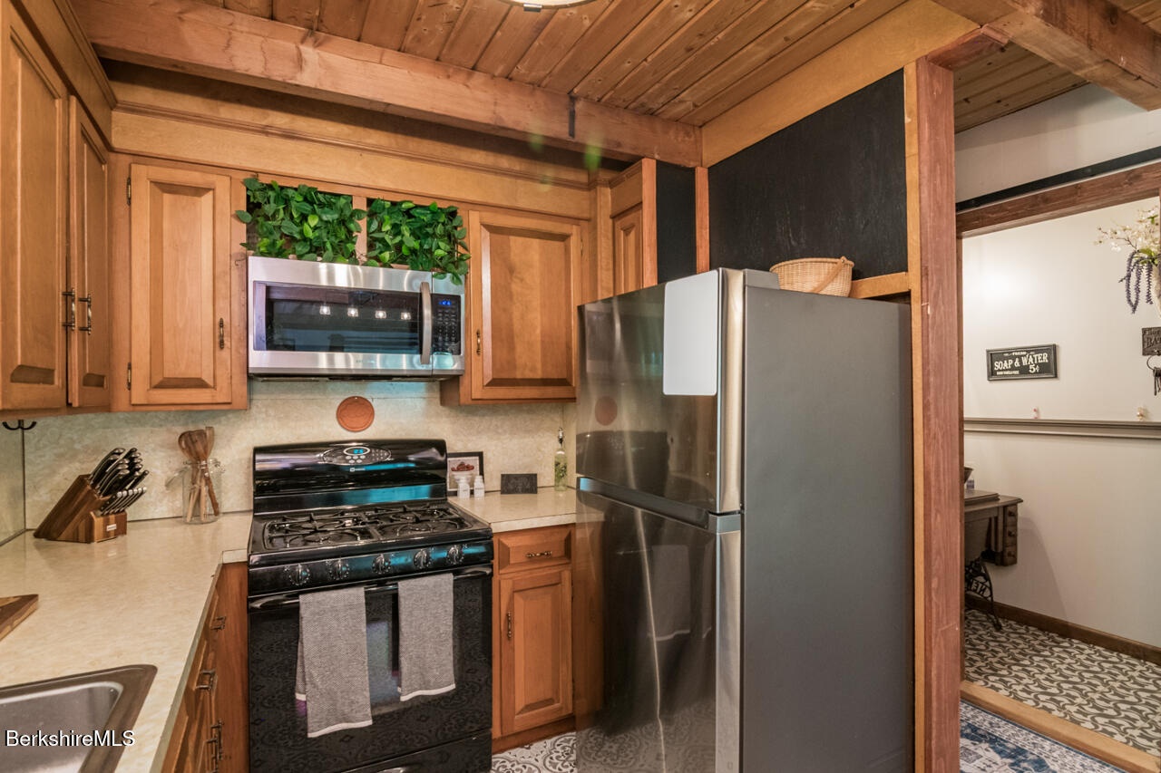78 Slope Rd, Tolland, Massachusetts image 13