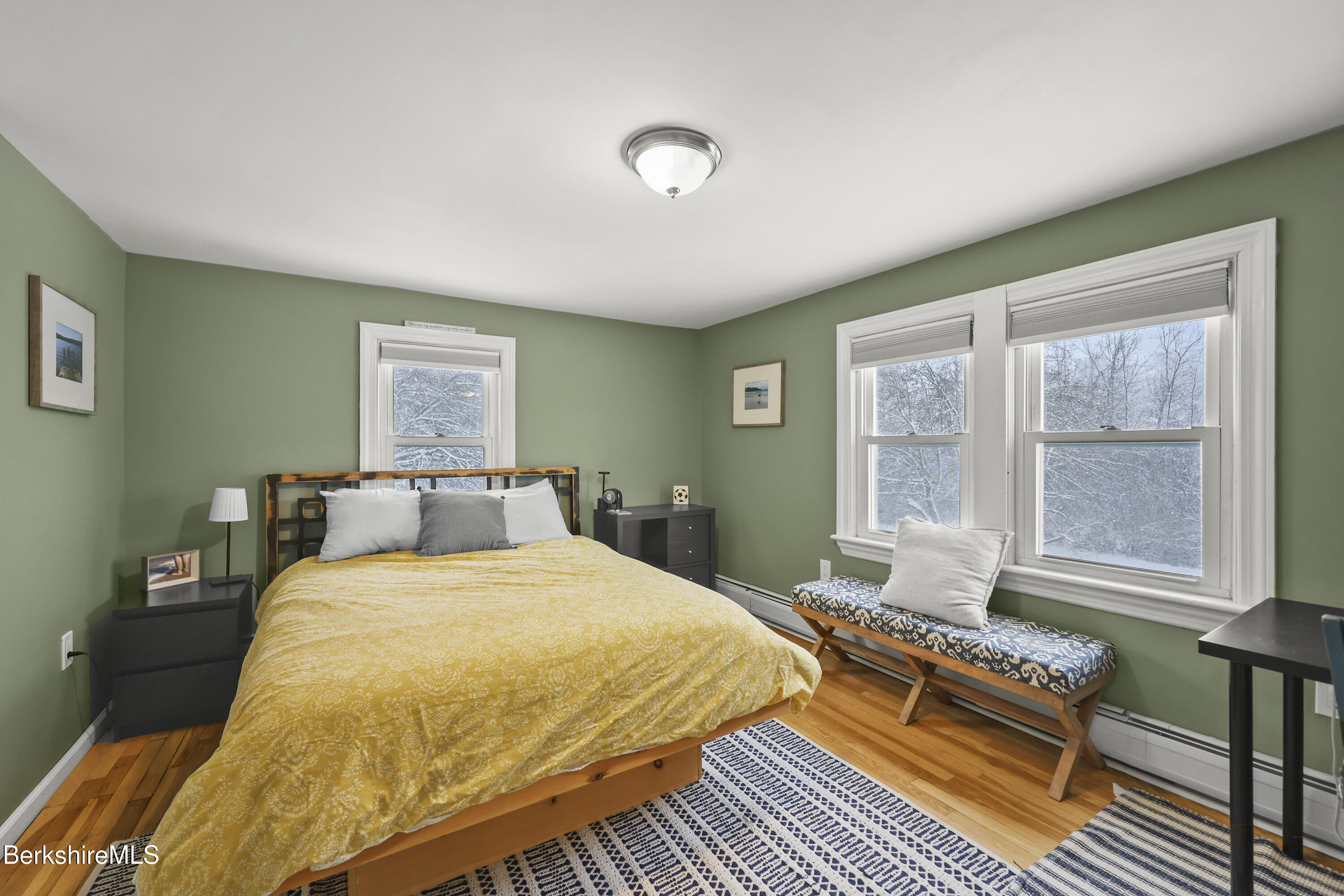 Lenox, Massachusetts 01240, United States, 3 Bedrooms Bedrooms, ,2 BathroomsBathrooms,Residential,Active,242691