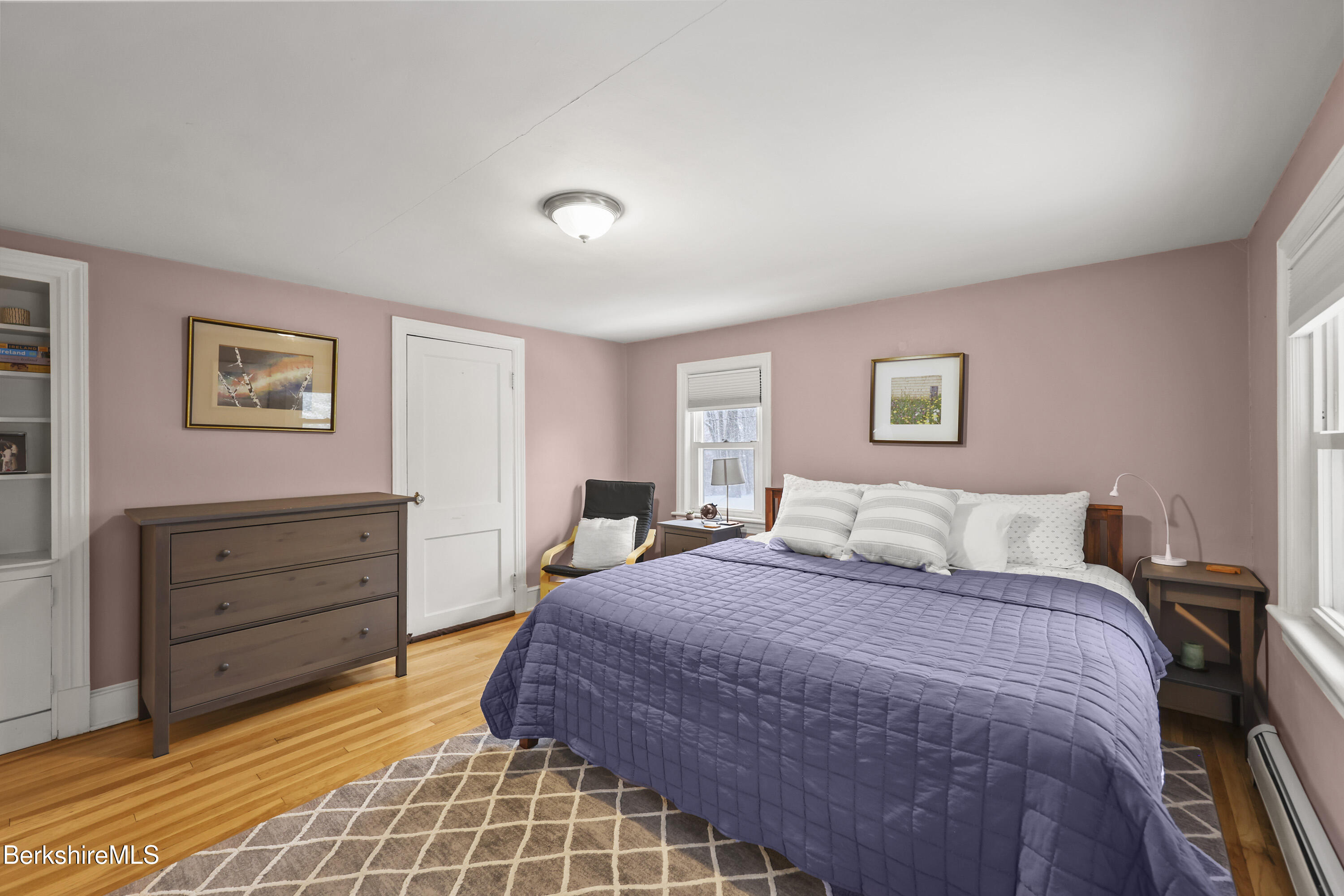 Lenox, Massachusetts 01240, United States, 3 Bedrooms Bedrooms, ,2 BathroomsBathrooms,Residential,Active,242691