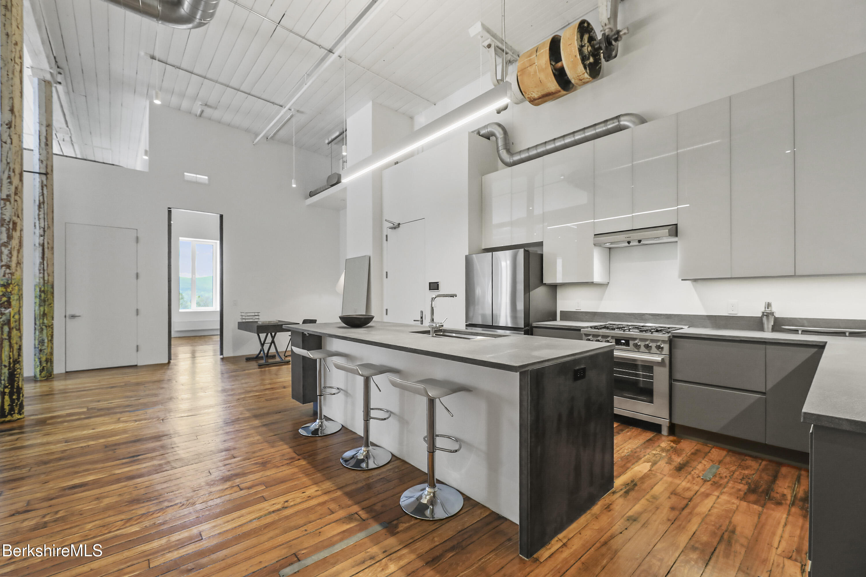 520 State Rd #401, North Adams, Massachusetts image 14