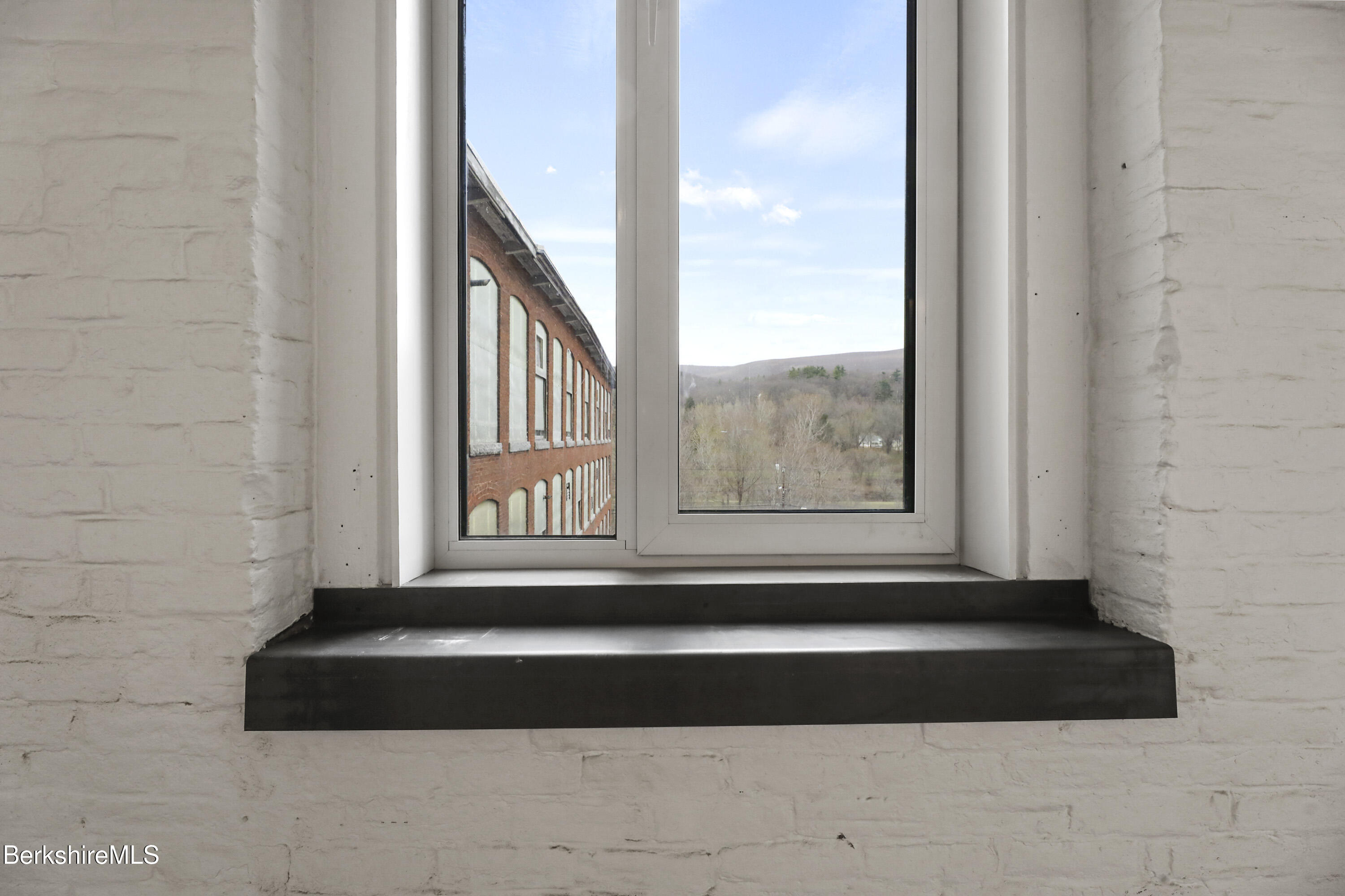 520 State Rd #401, North Adams, Massachusetts image 36