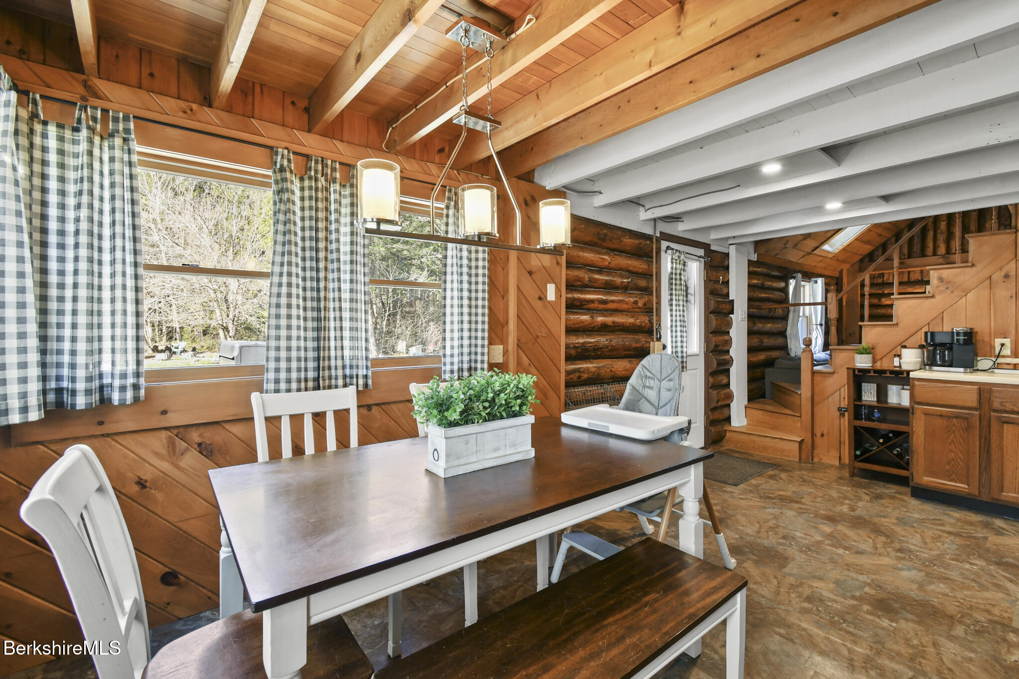27 Shore Rd, Becket, Massachusetts image 16