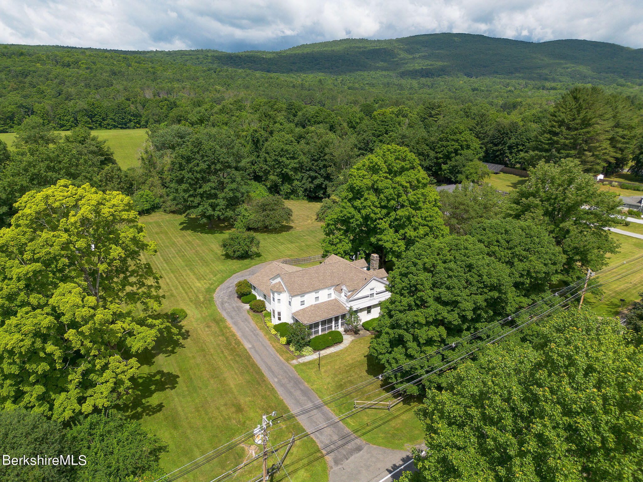 367 N Plain Rd, Great Barrington, Massachusetts image 3