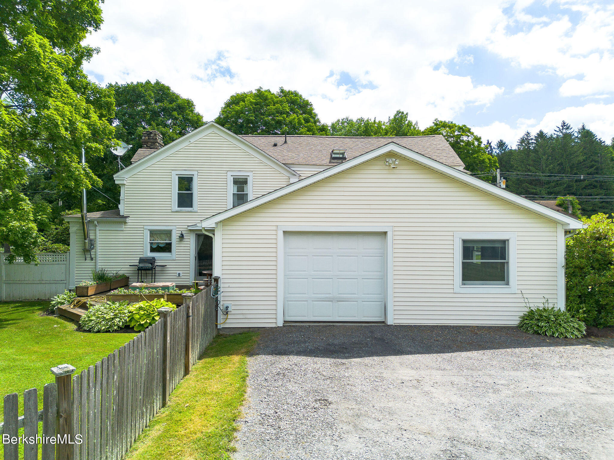 367 N Plain Rd, Great Barrington, Massachusetts image 30