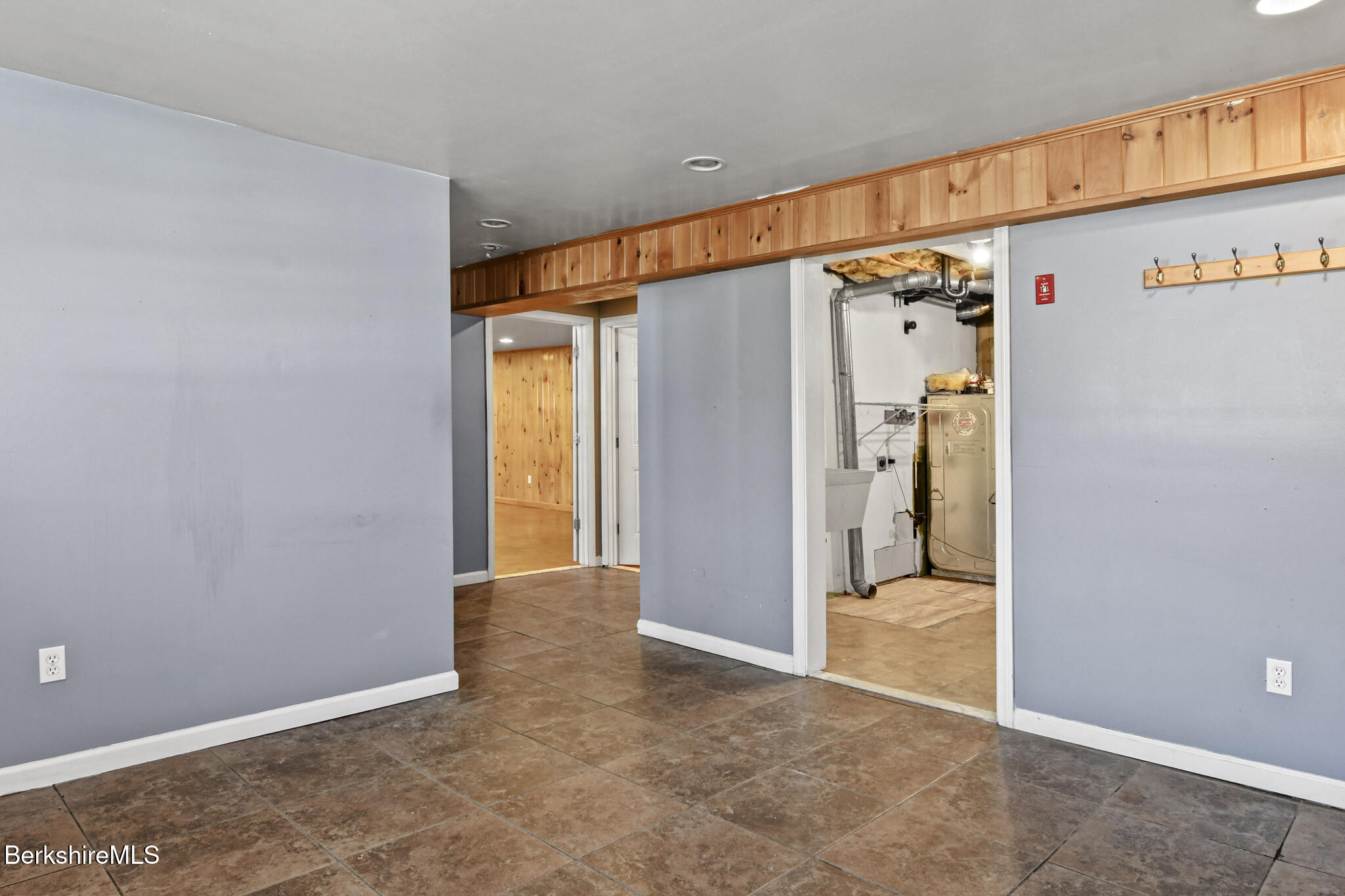 970 Cape St, Lee, Massachusetts image 43
