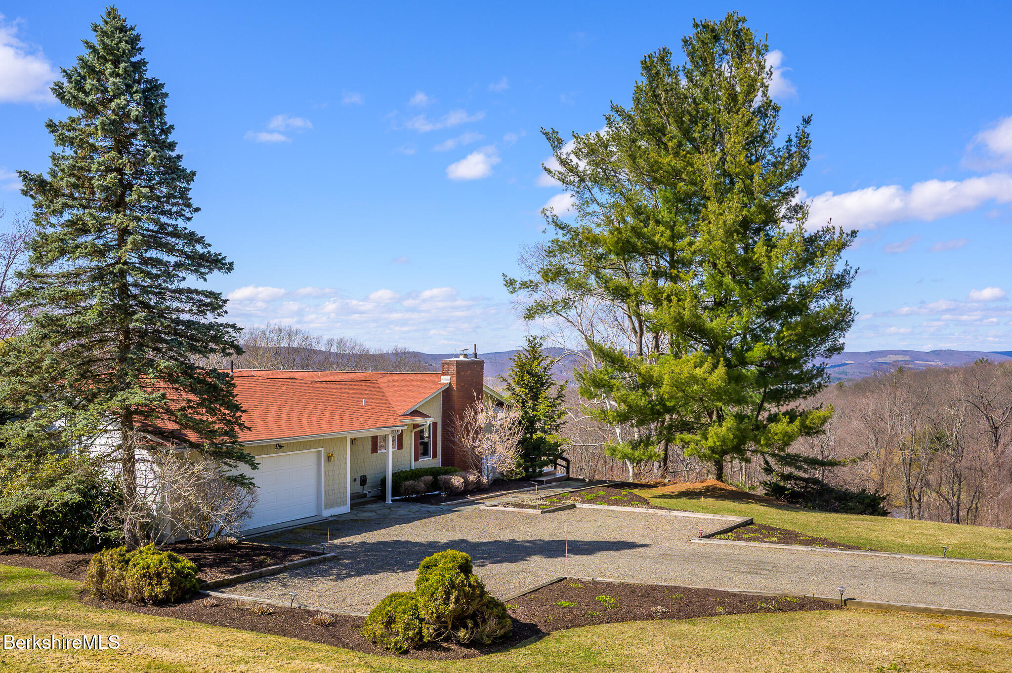 523 Breezy Hill Rd, Hillsdale, New York image 45