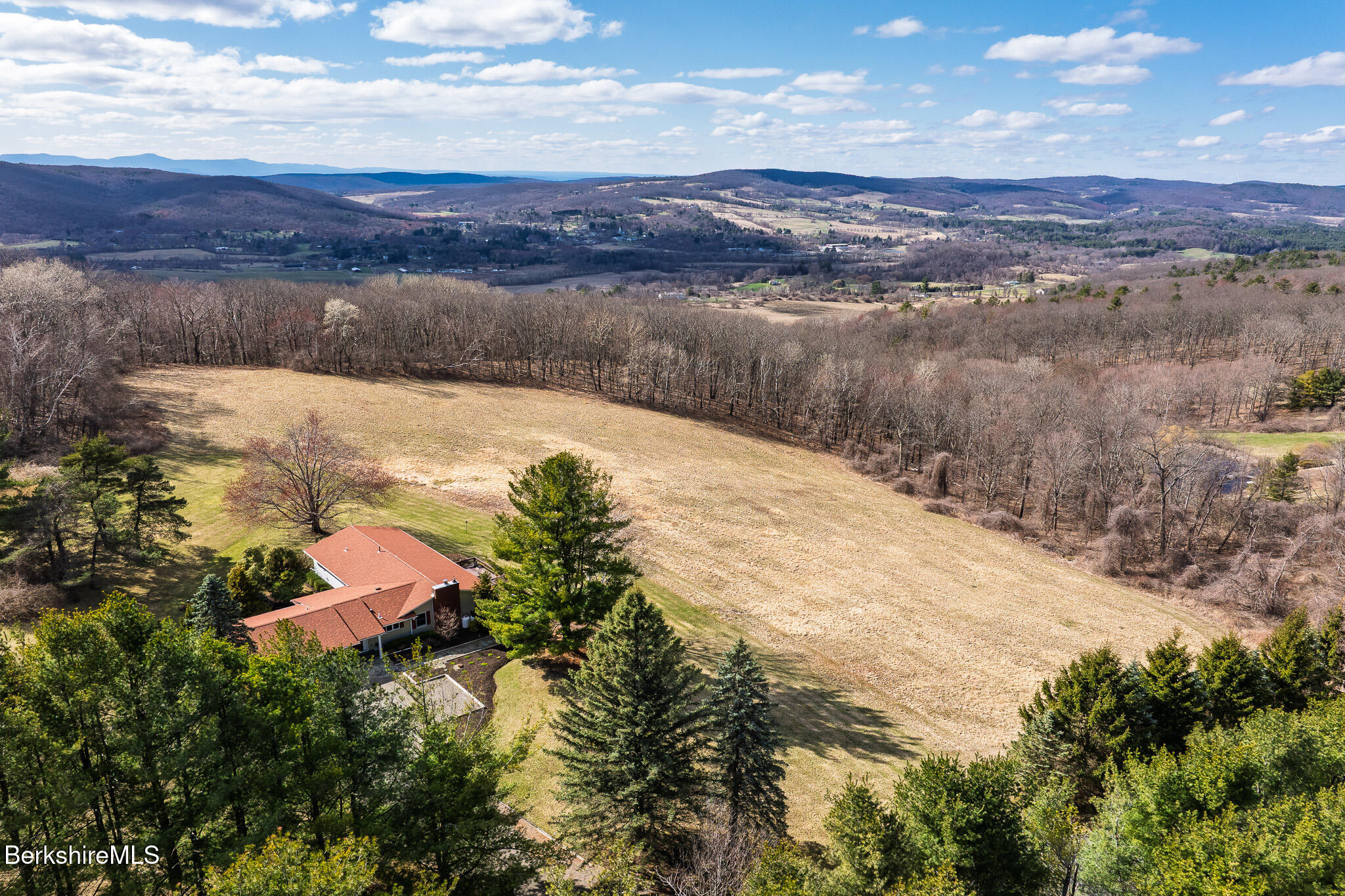 523 Breezy Hill Rd, Hillsdale, New York image 5