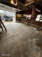 106 E Shore Rd, Becket, Massachusetts image 17