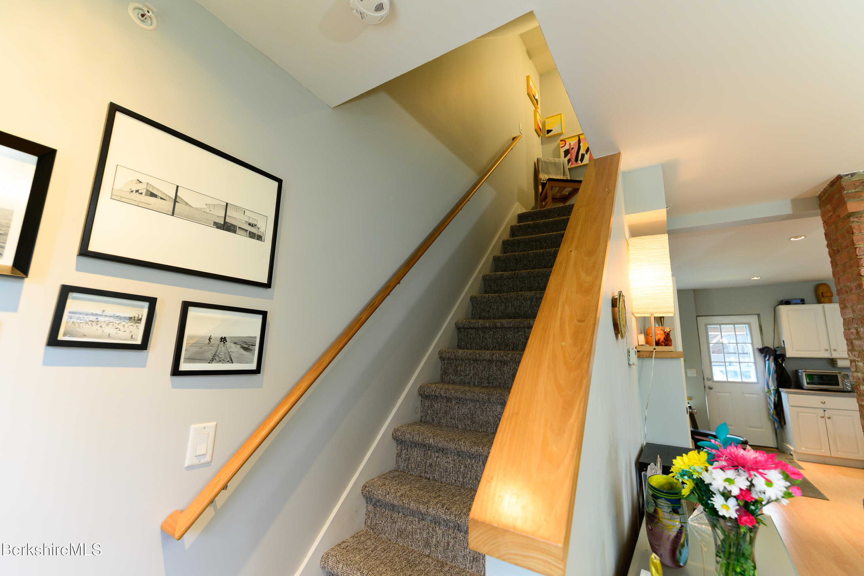 25 Taft St, North Adams, Massachusetts image 8