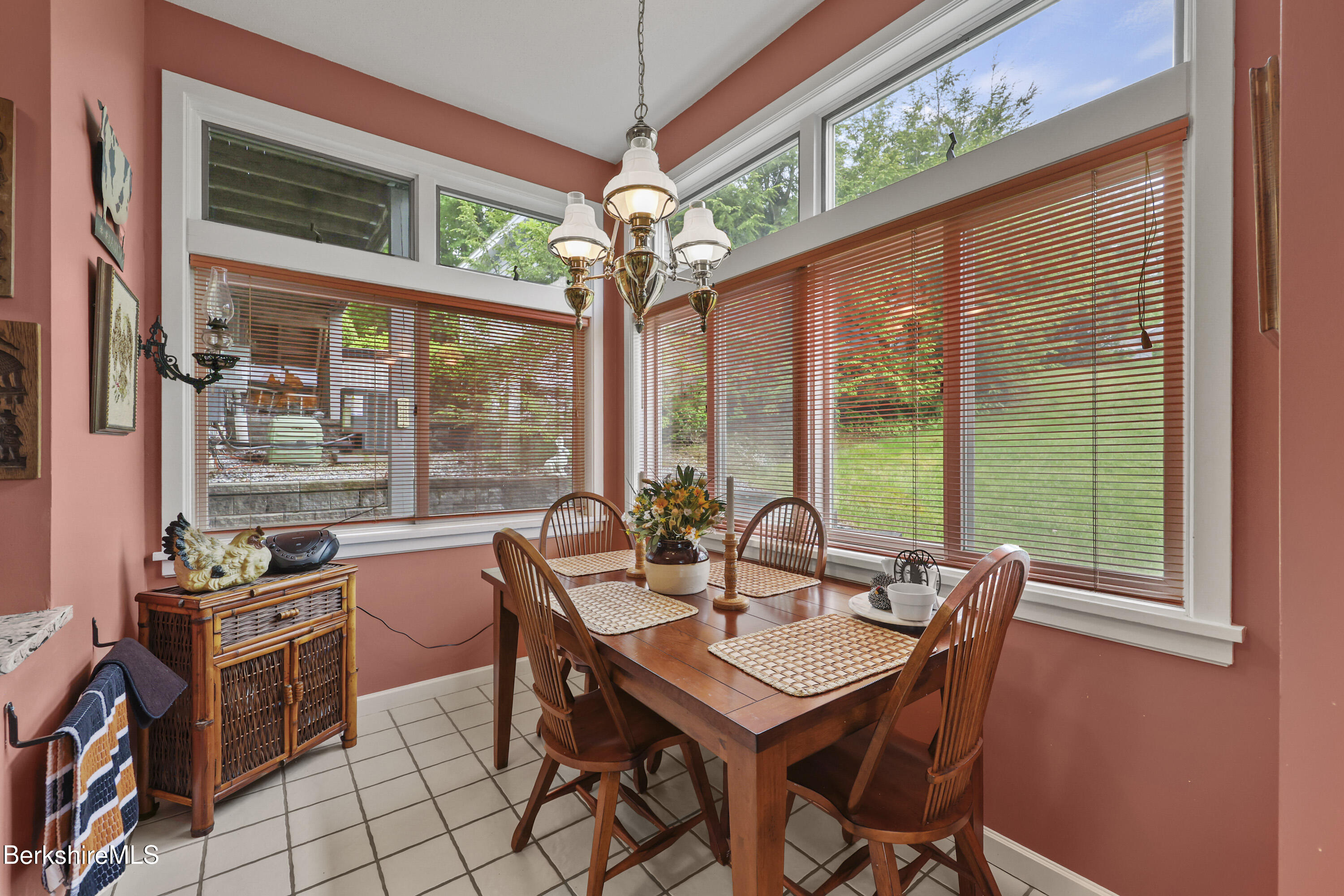 770 Summer St #3A, Lee, Massachusetts image 18