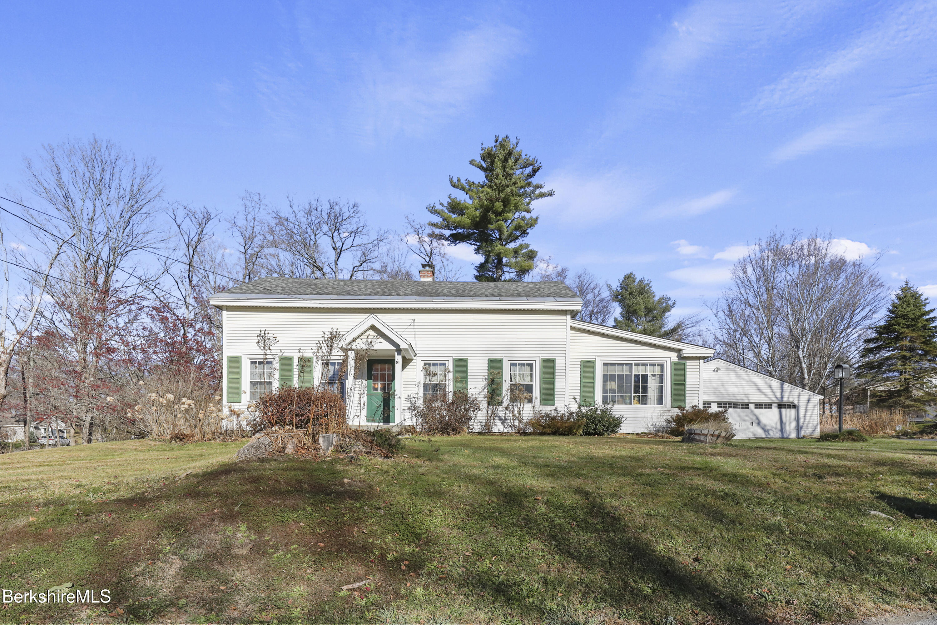 511 Old Windsor Rd, Dalton, Massachusetts image 2