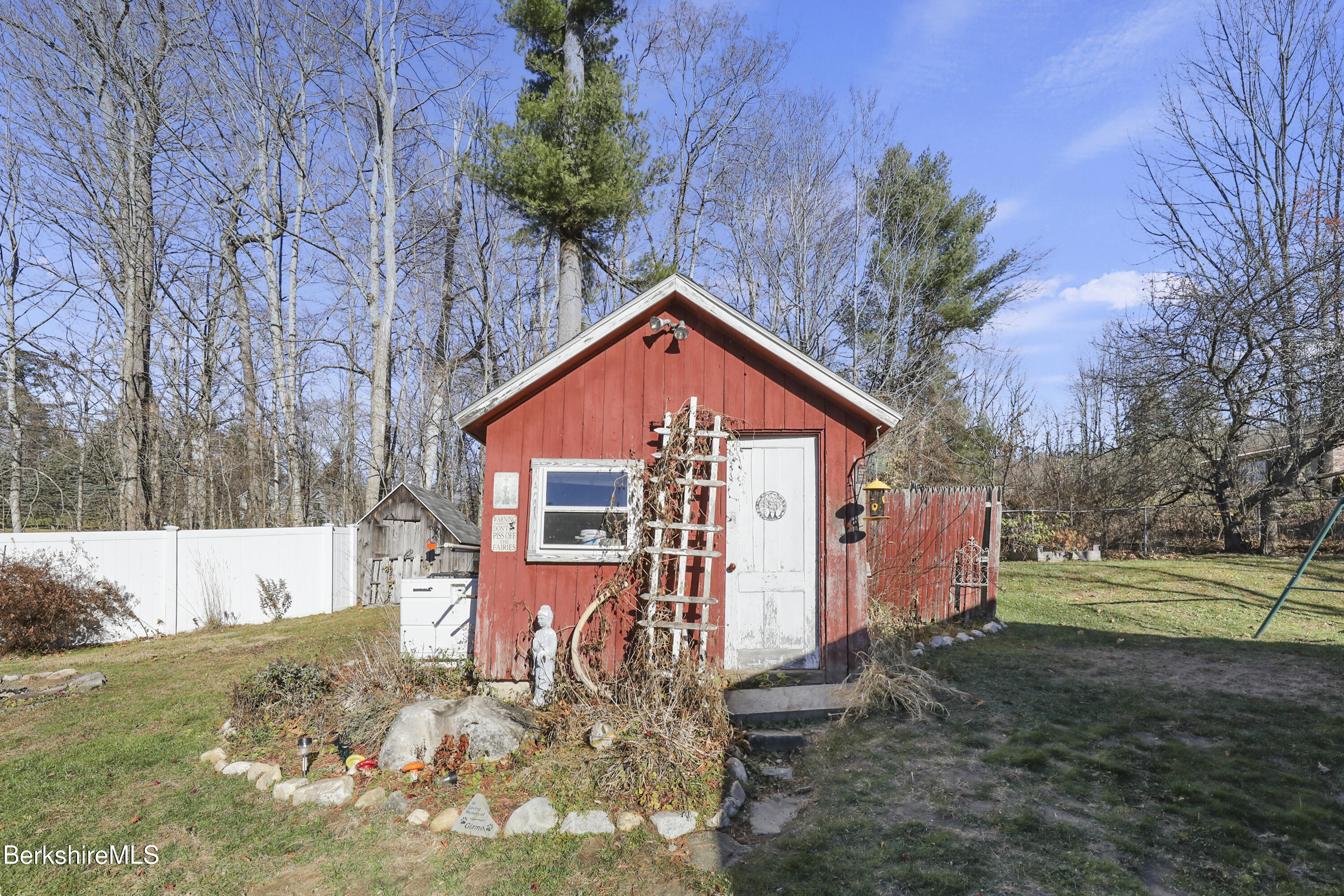 511 Old Windsor Rd, Dalton, Massachusetts image 35