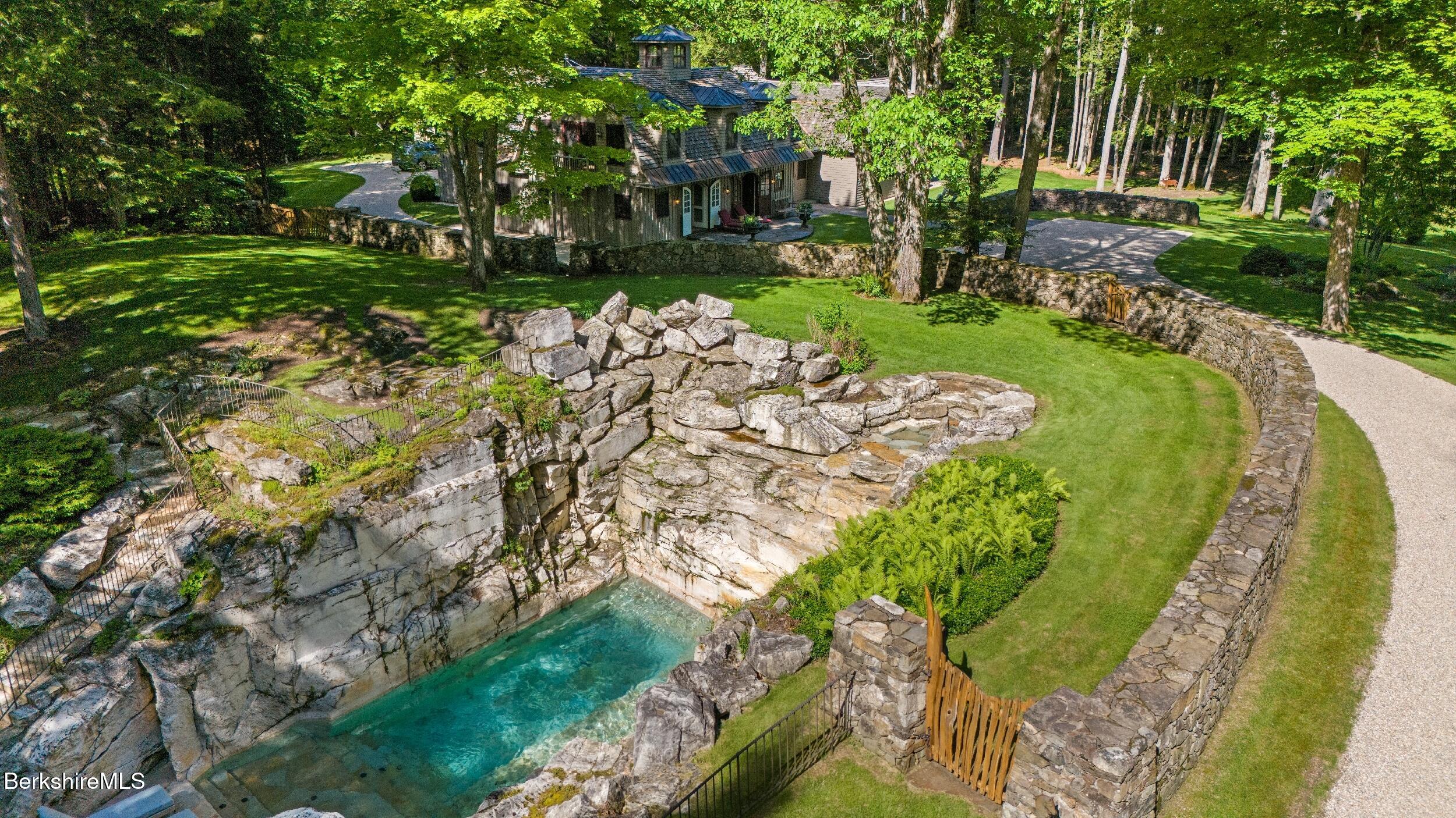 232 Giberson Rd, Sheffield, Massachusetts image 1