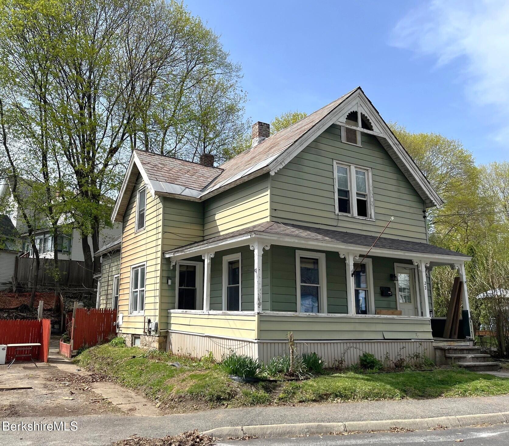 33 Brooklyn St, North Adams, Massachusetts image 1