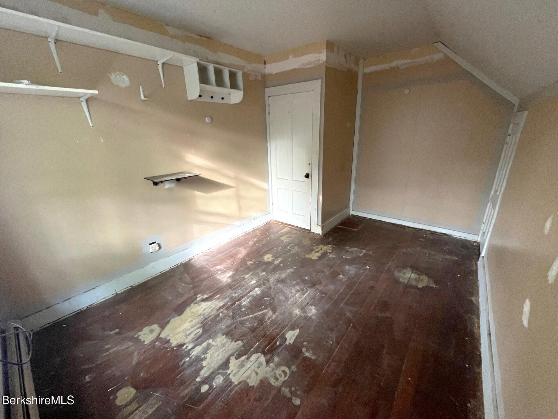 33 Brooklyn St, North Adams, Massachusetts image 17