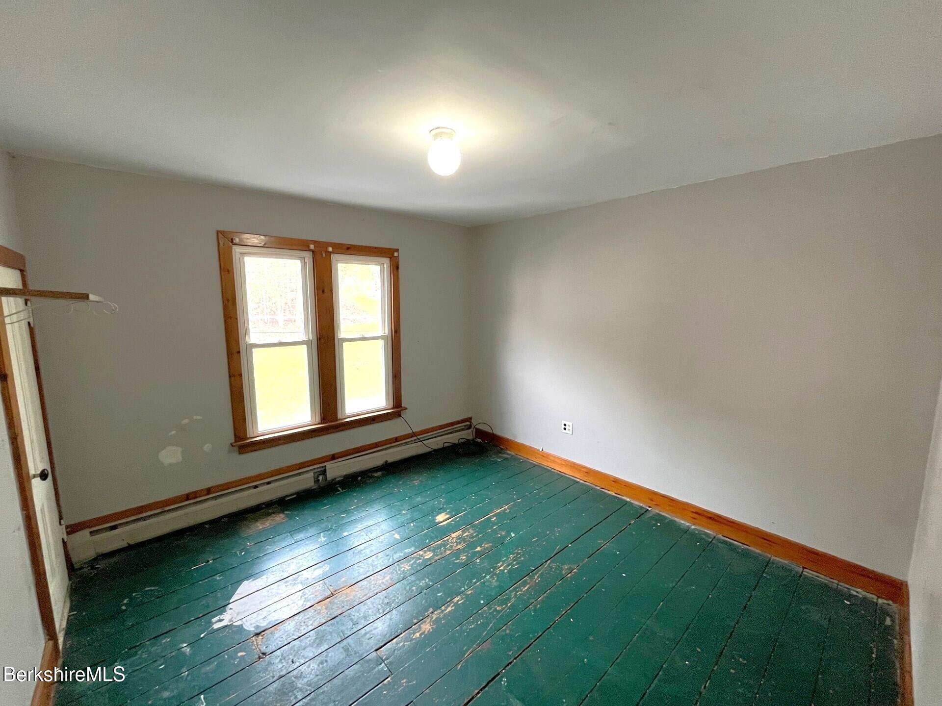 33 Brooklyn St, North Adams, Massachusetts image 14